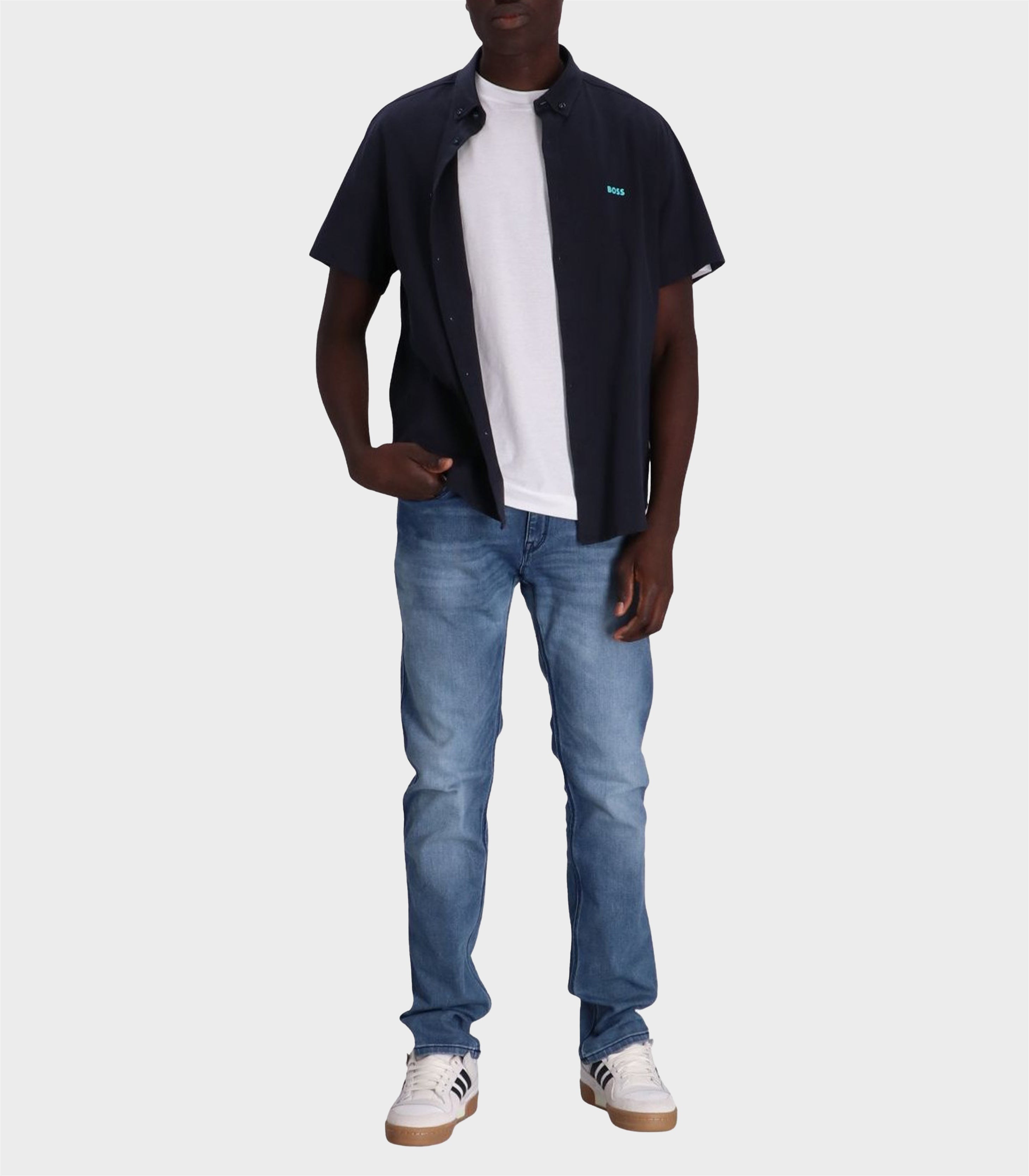 medium blue