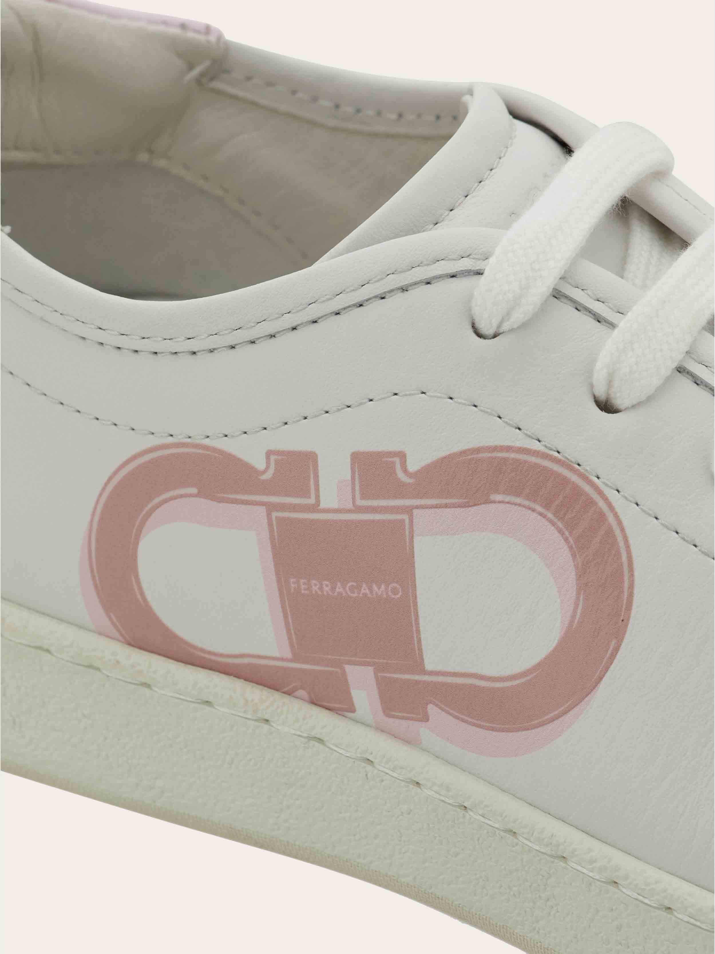 White/ Pink