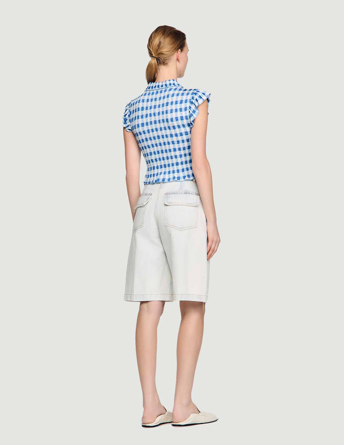 Blue / White