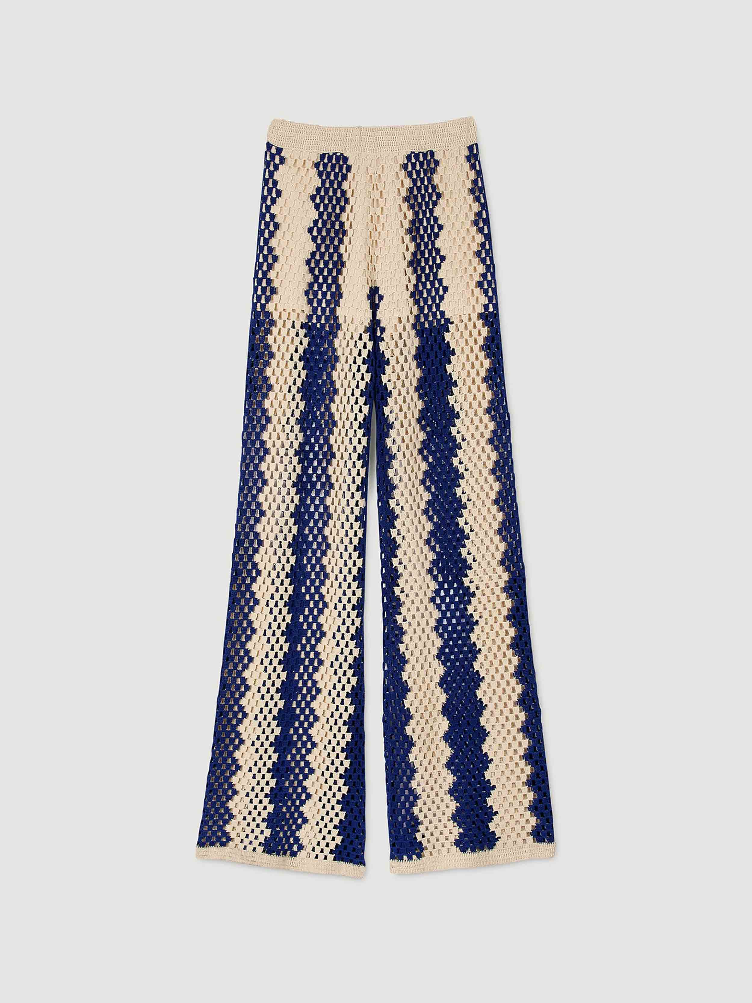 Blue / Ecru