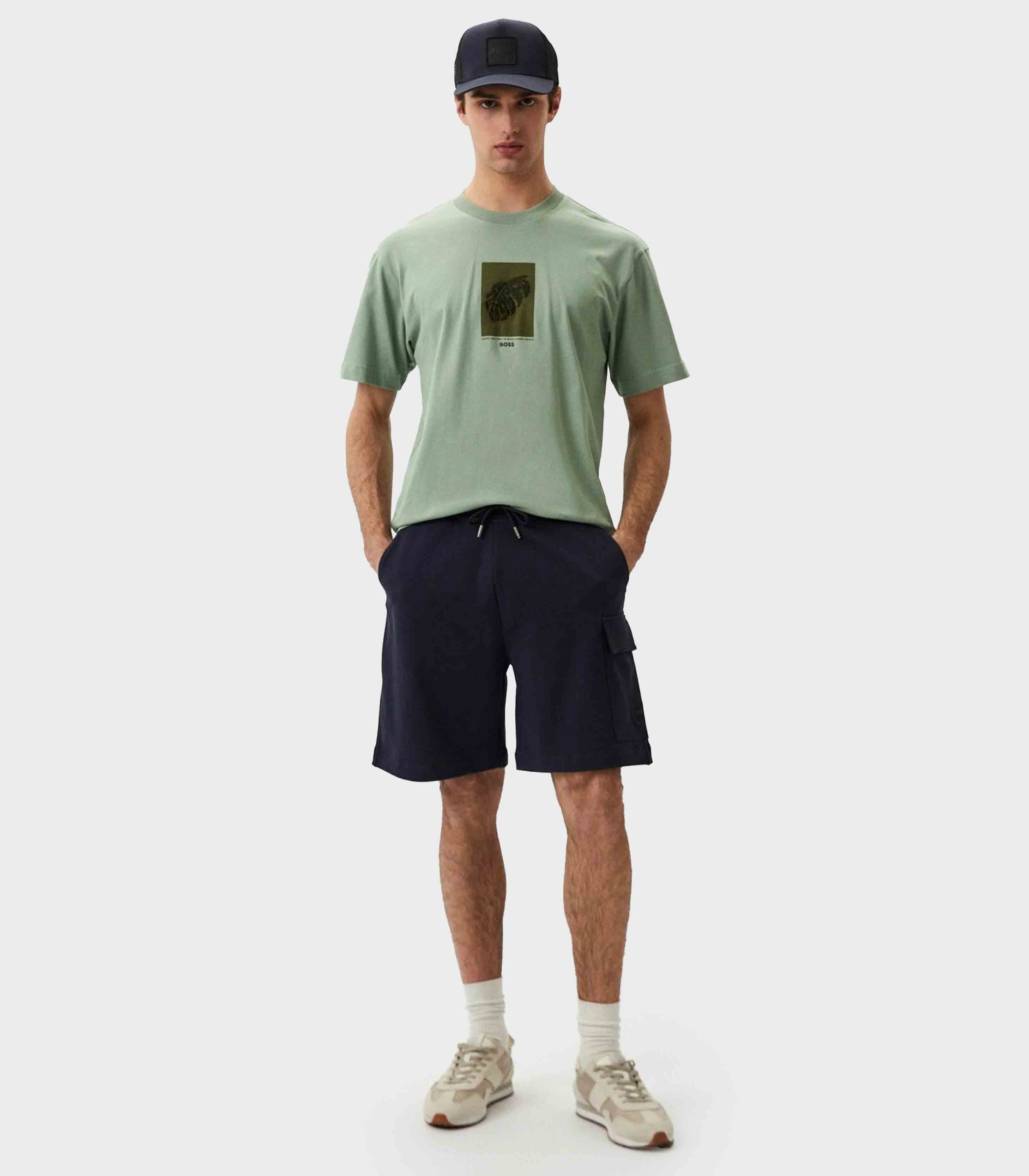 medium green