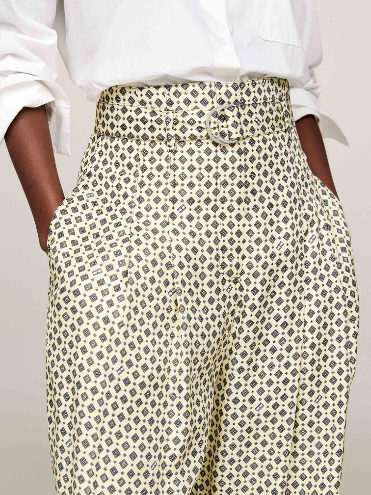 Light Yellow