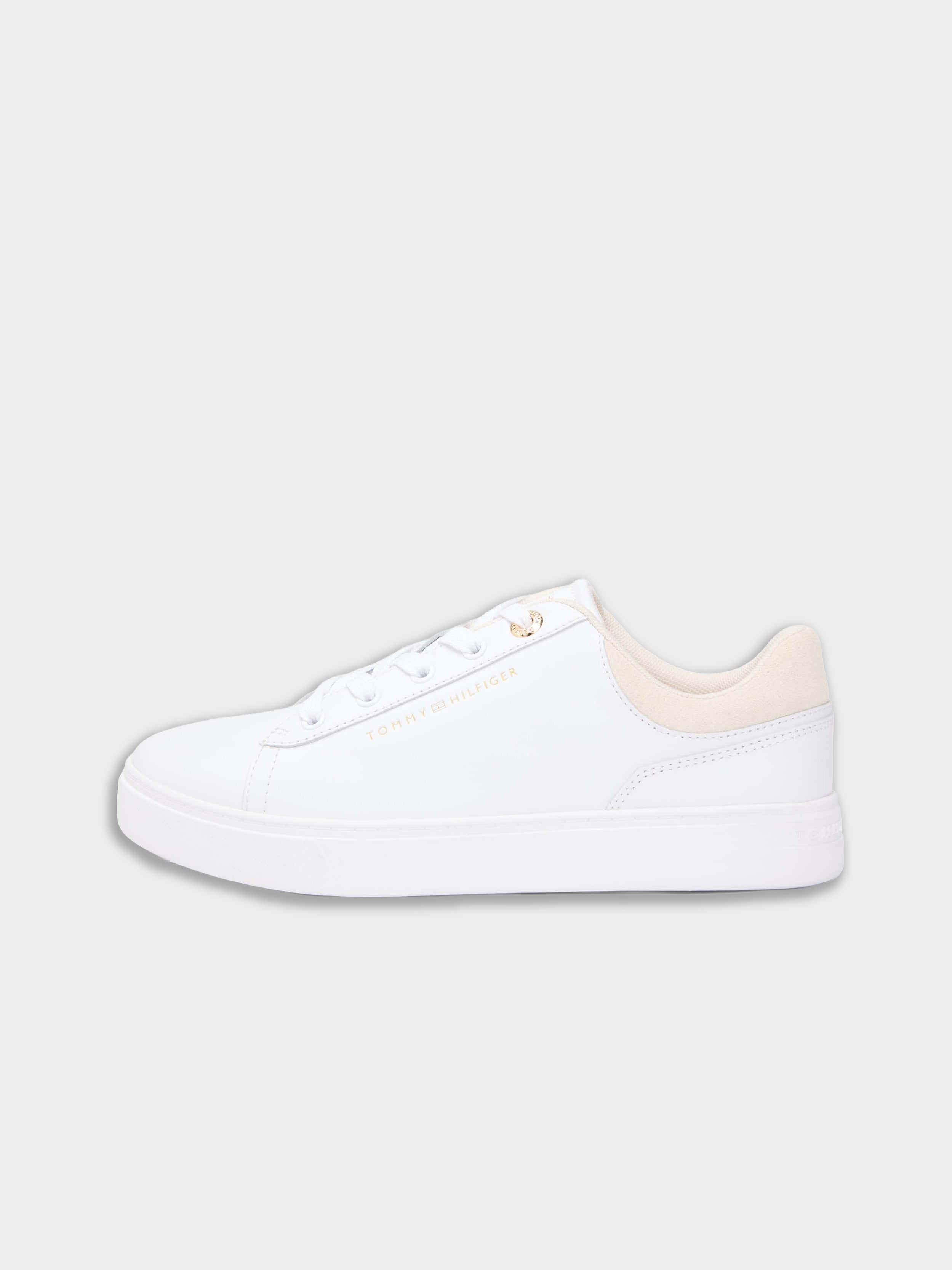 White/Soft cream