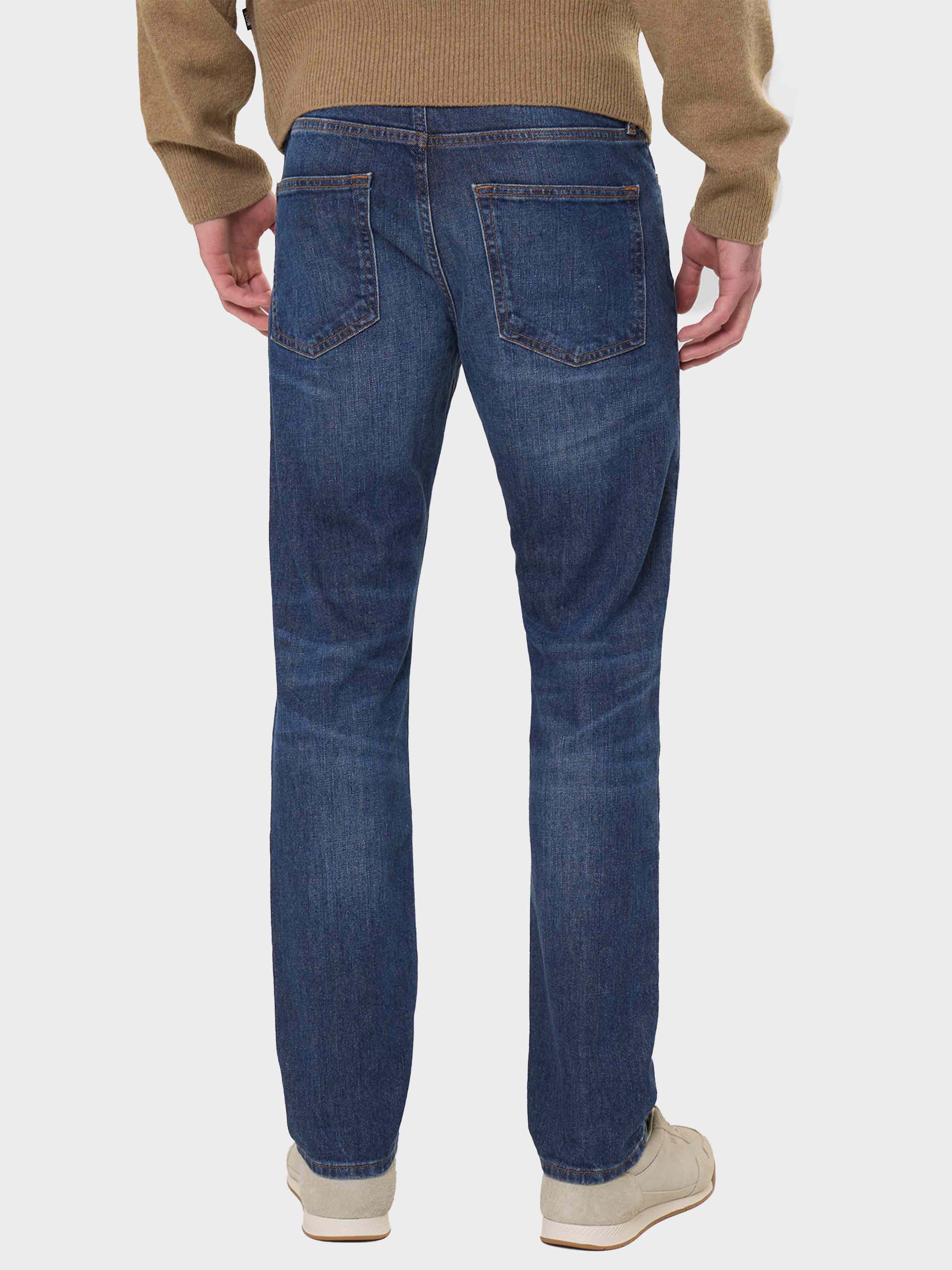 medium blue