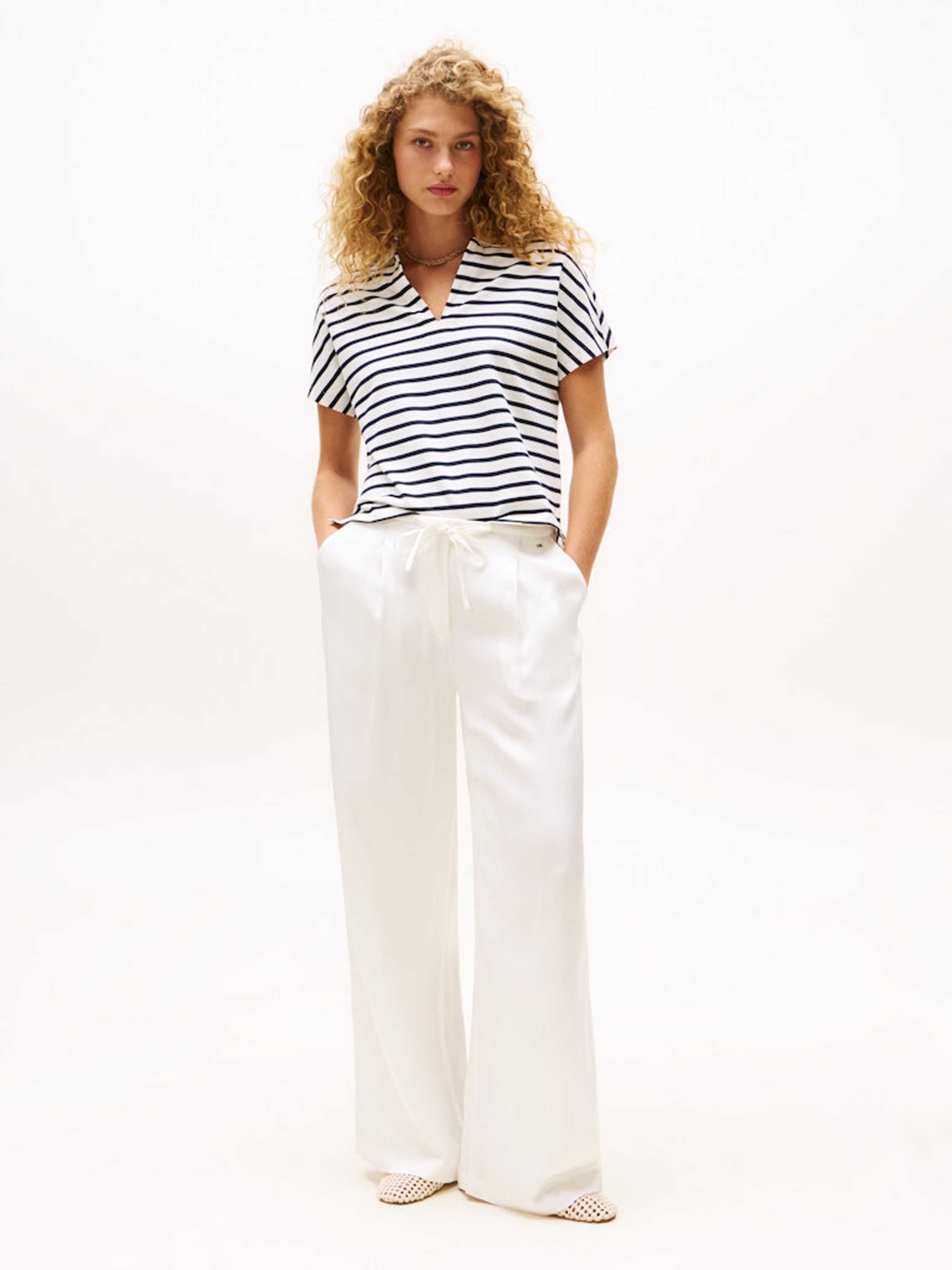 White/Navy stripe