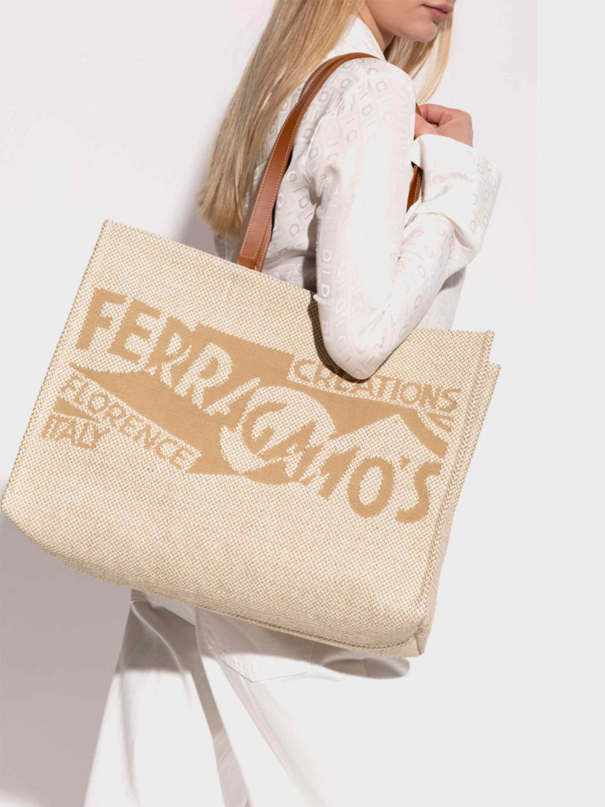 Medium Beige