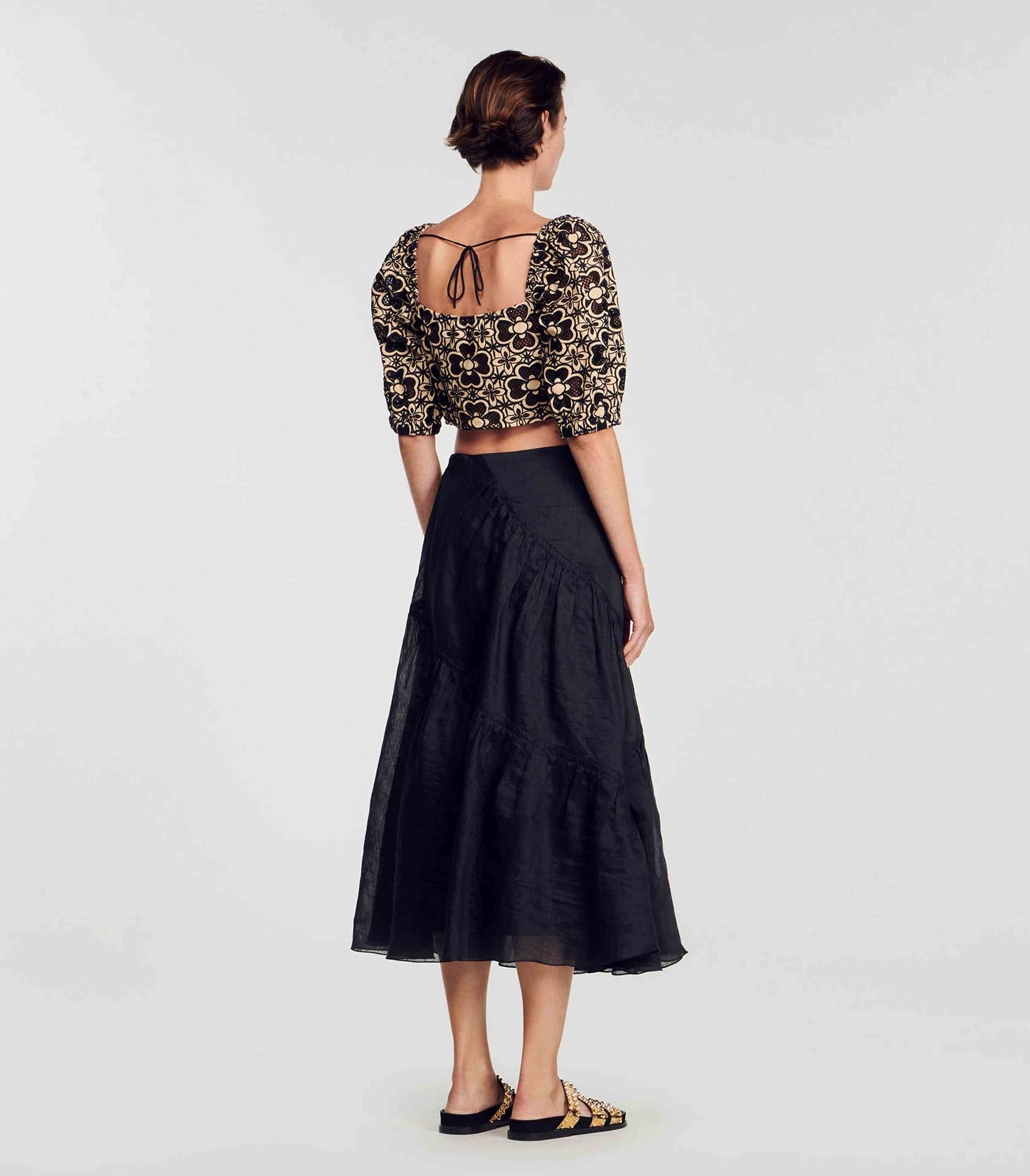 Beige / Black