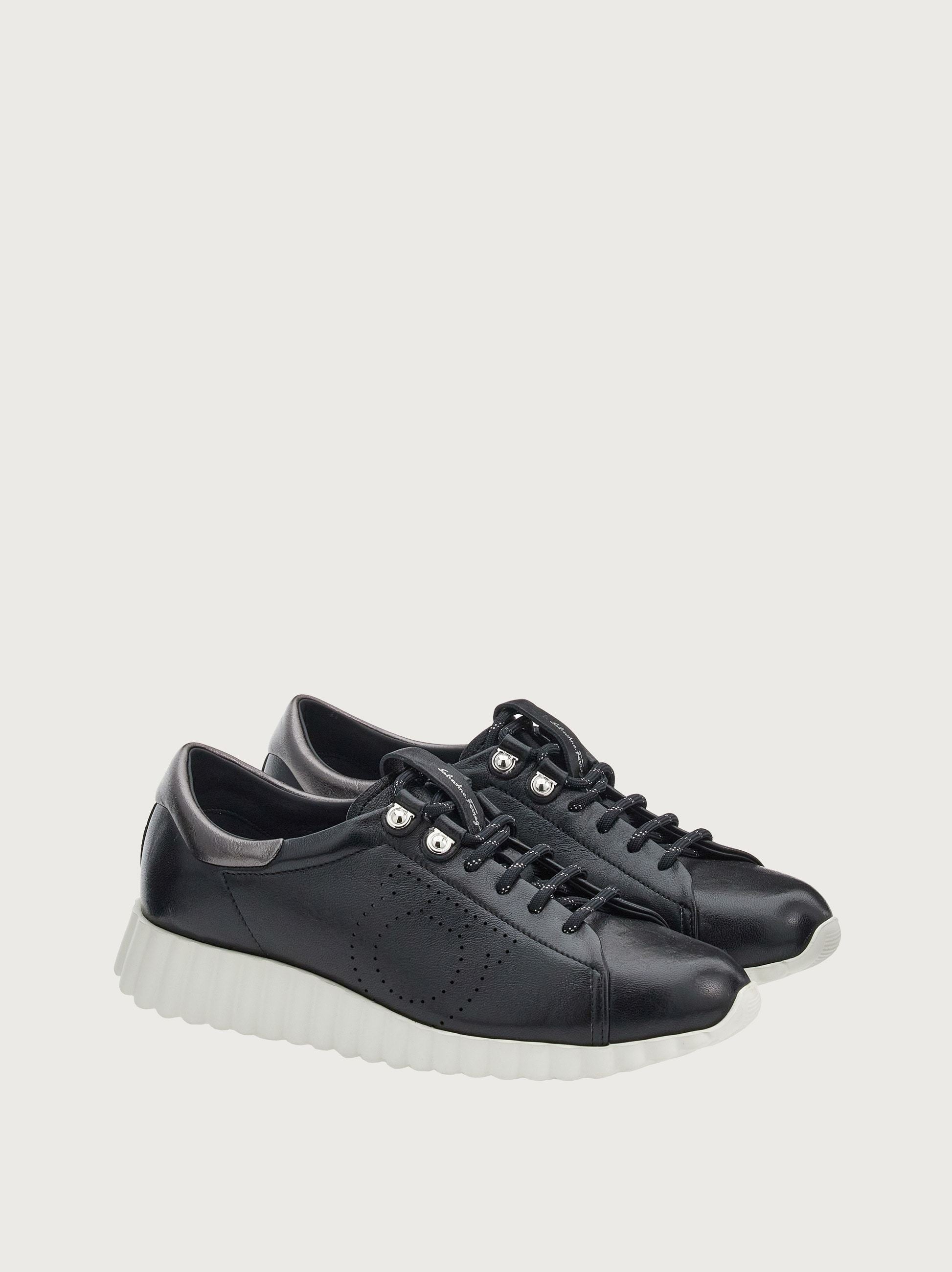BLACK 5