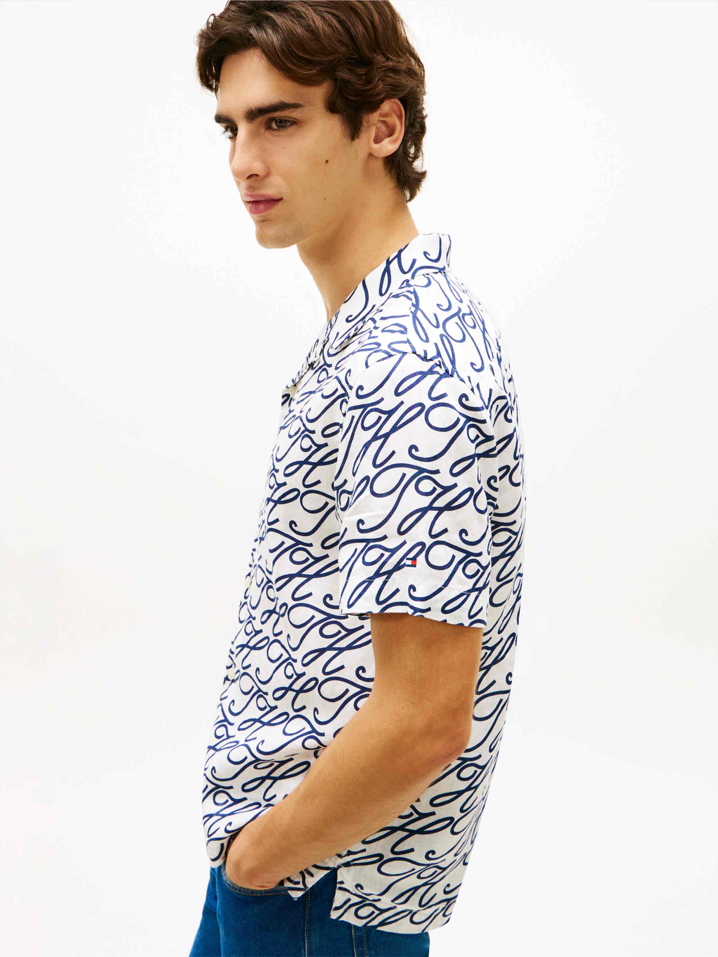 White / Navy
