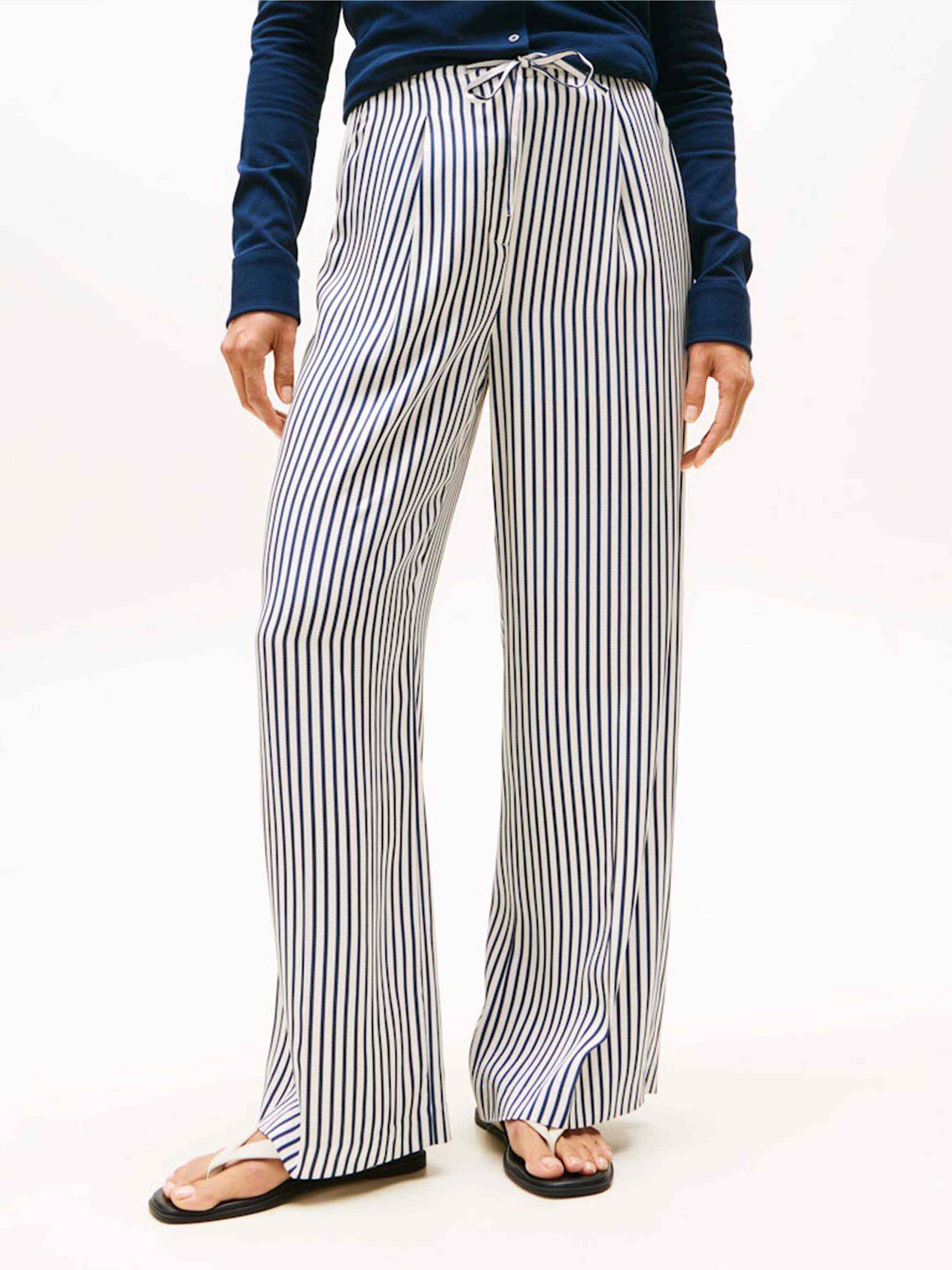 White / Navy Stripe
