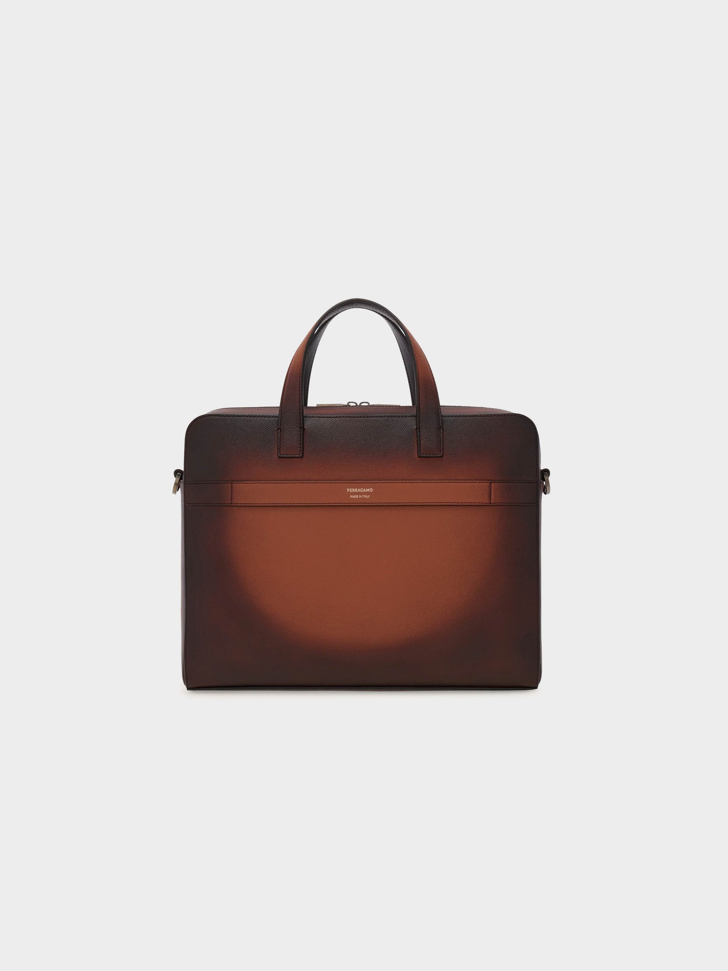 Dark brown/Black