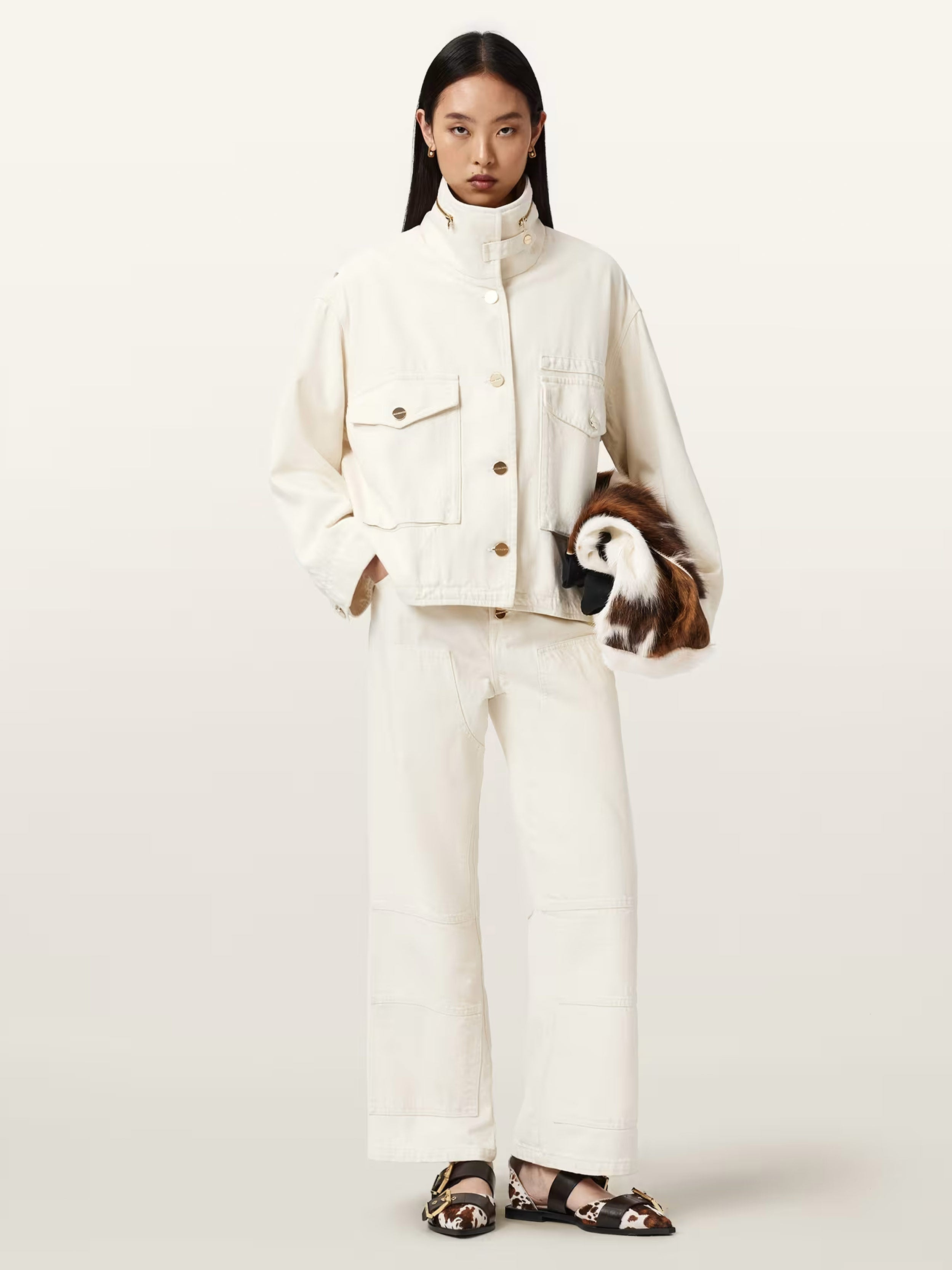 Off White