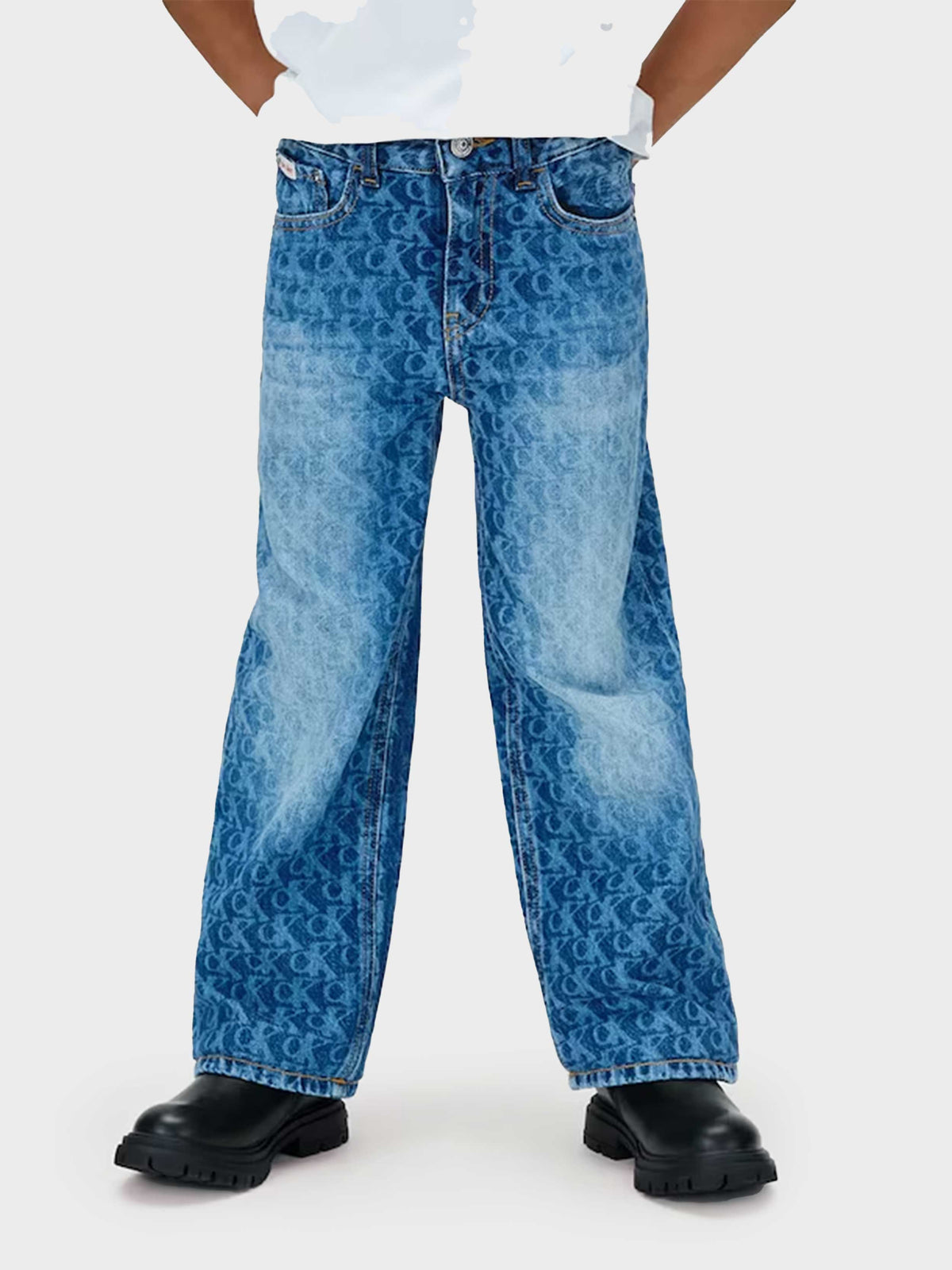 Medium Denim