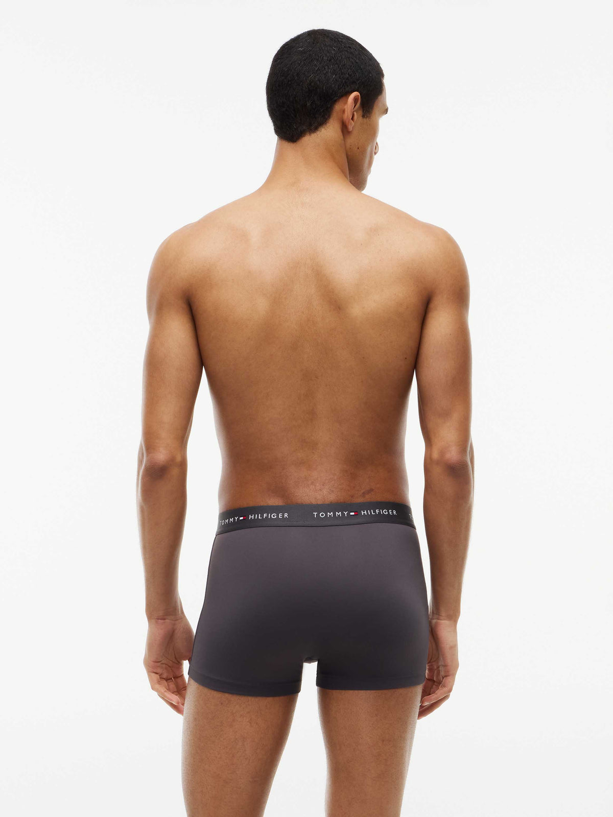 Black / Multi