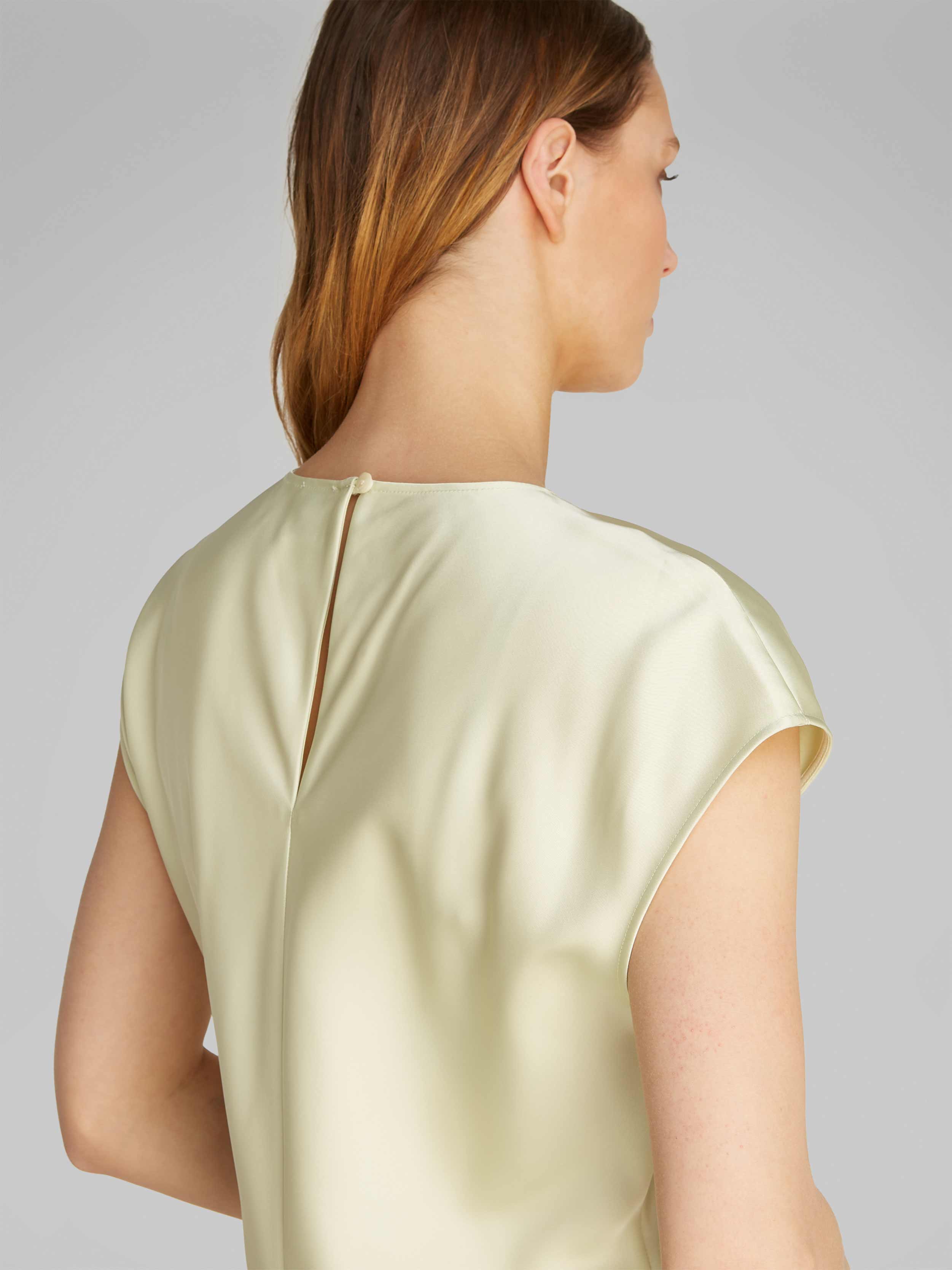 Light Yellow
