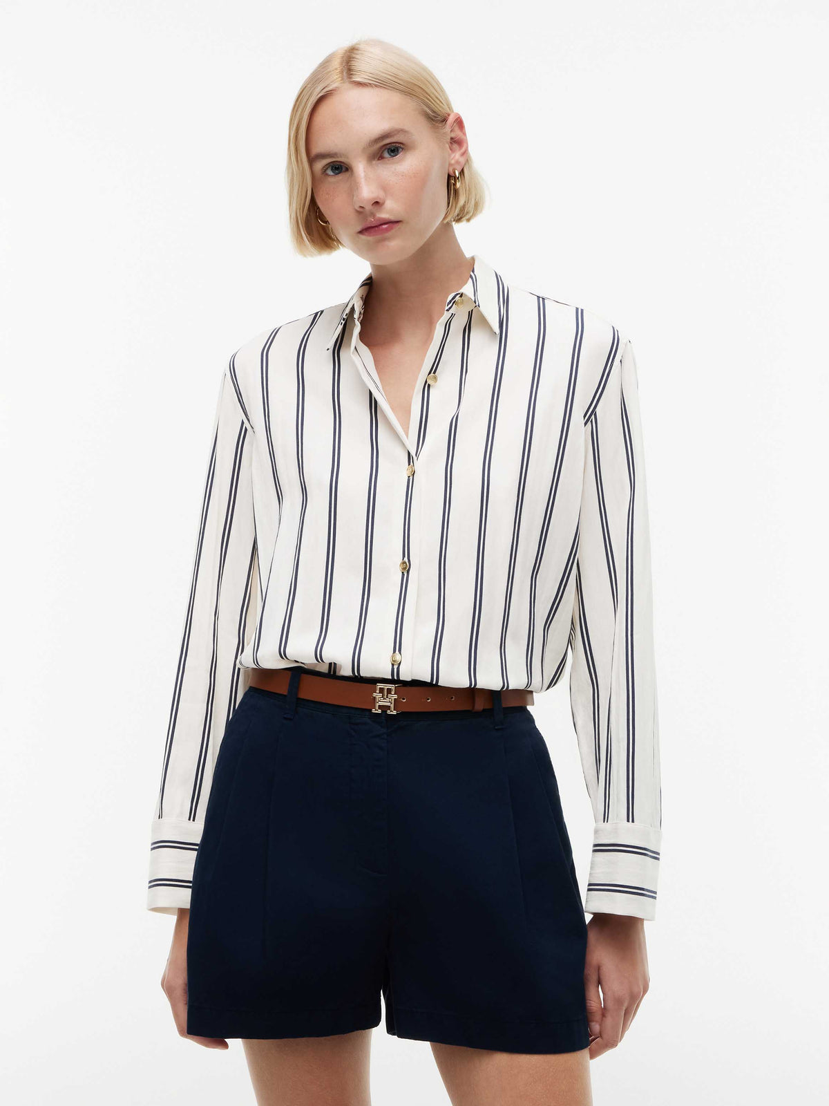 White/Black/Stripe