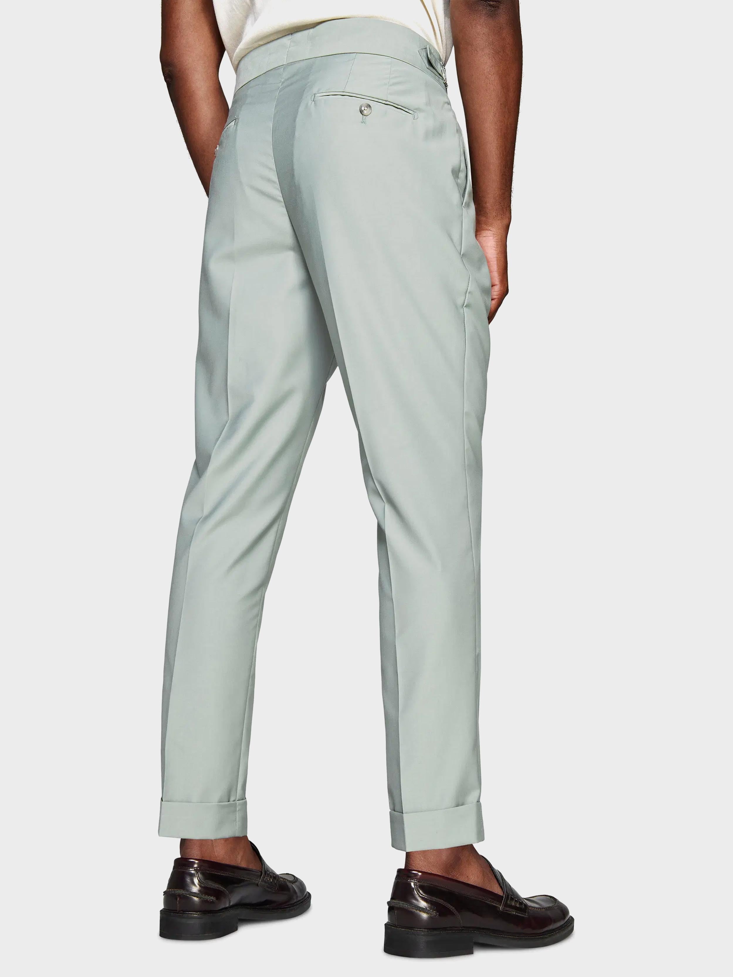 Light/Pastel Green
