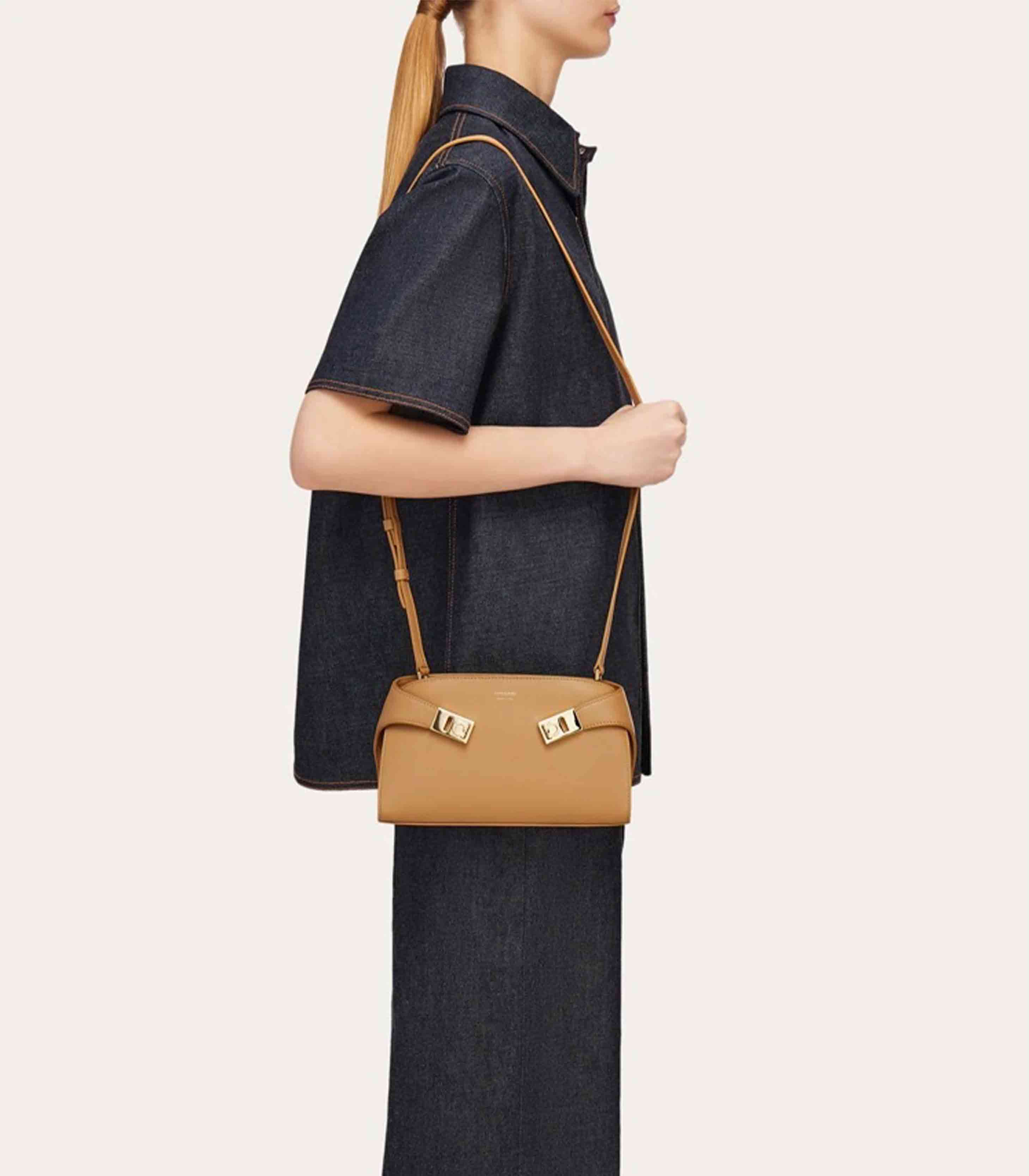 Light Camel