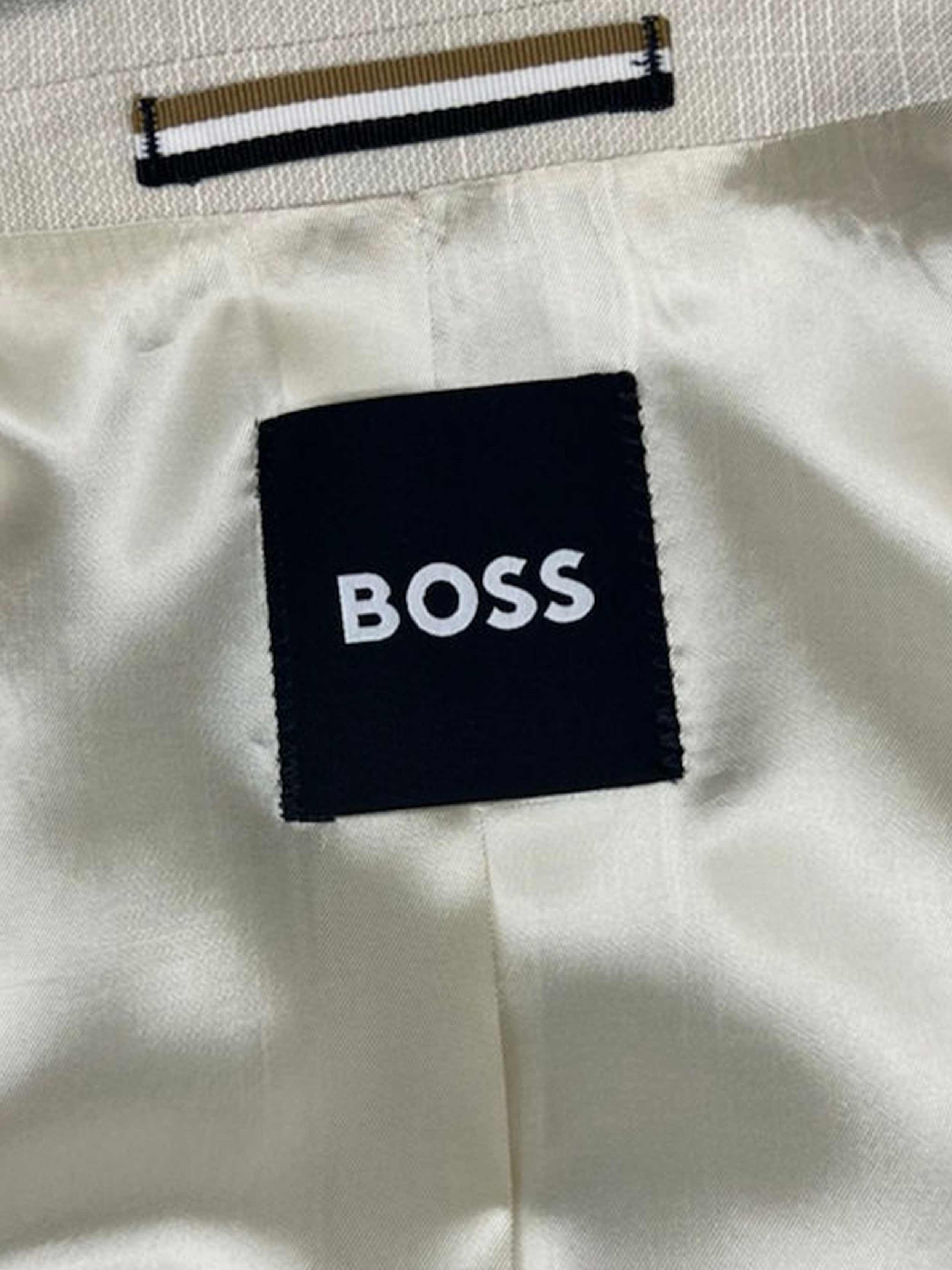 Open Beige