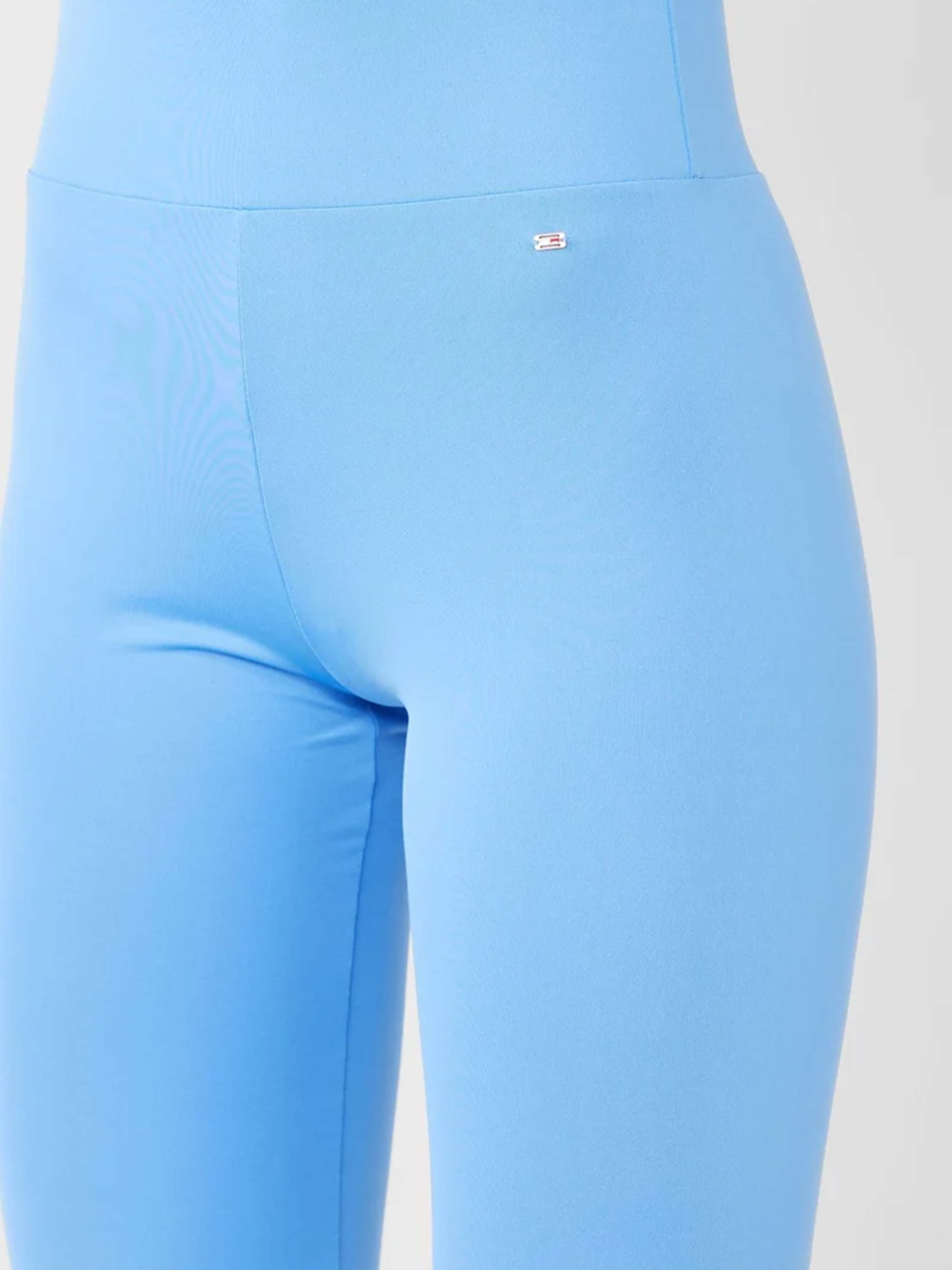 medium blue