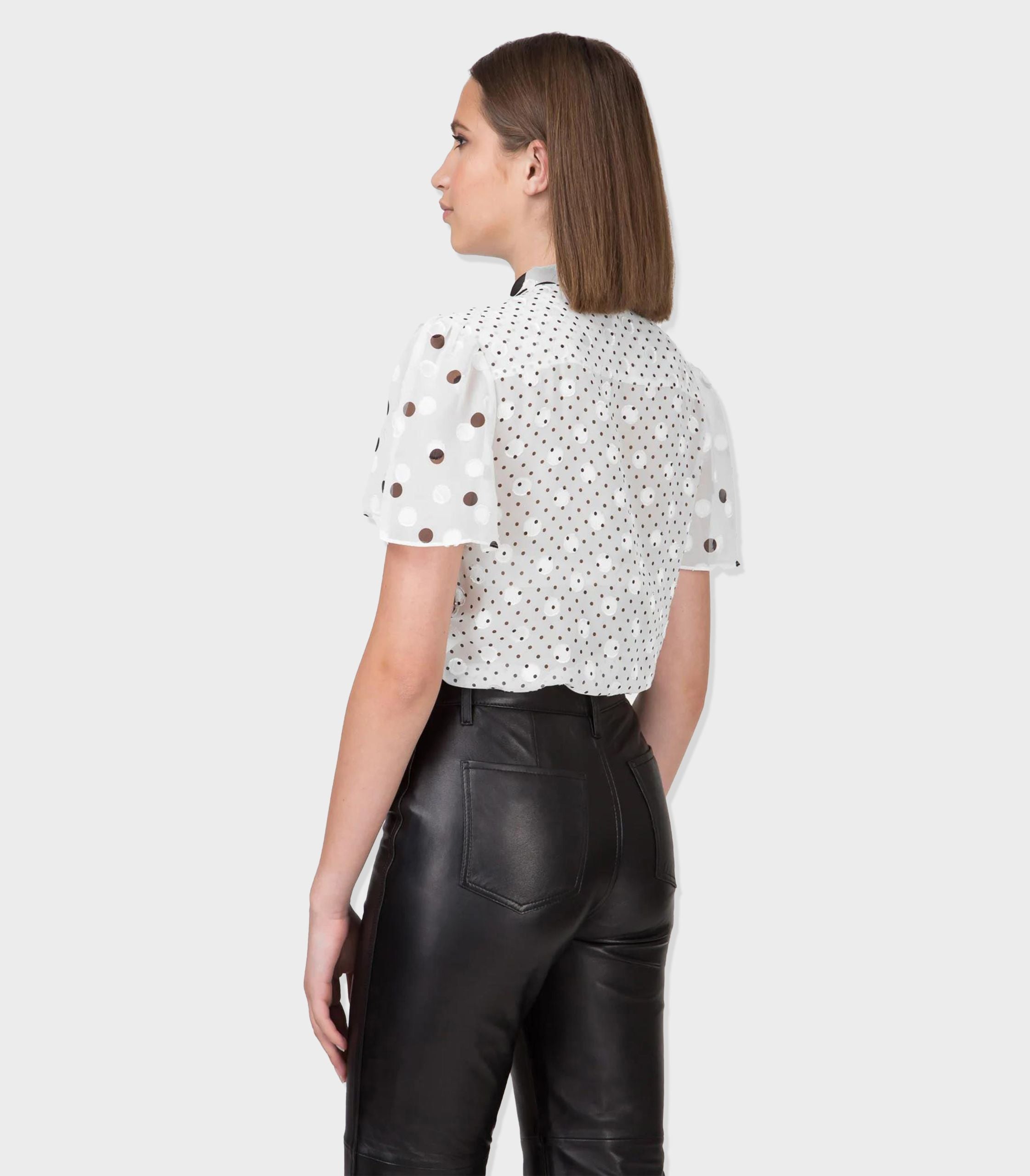 WHITE/BLACK