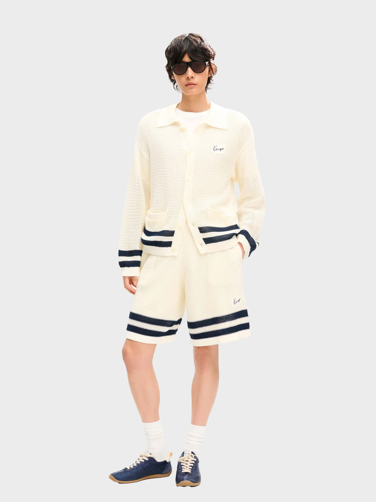 Off White