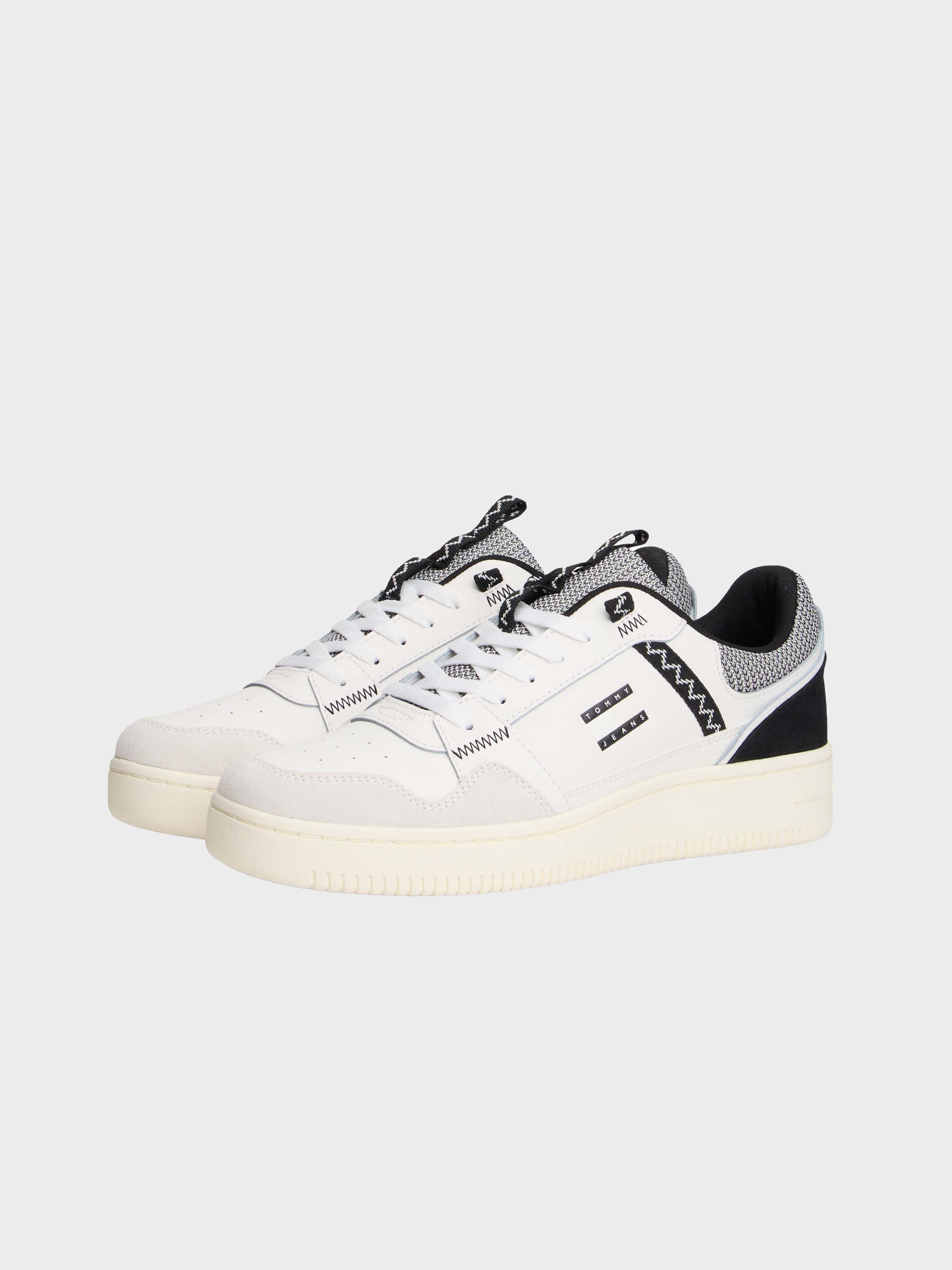 Ecru/Black