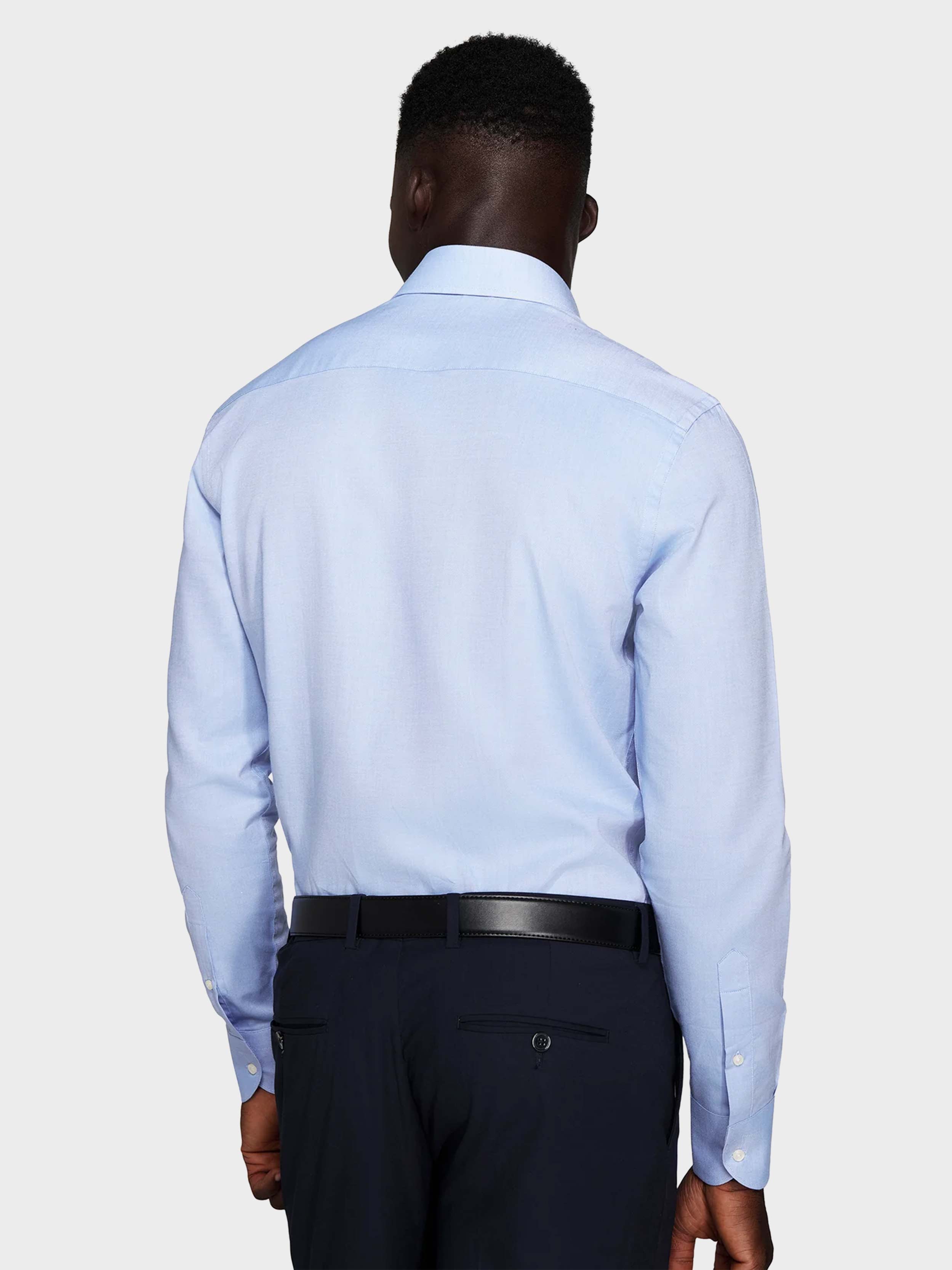 medium blue
