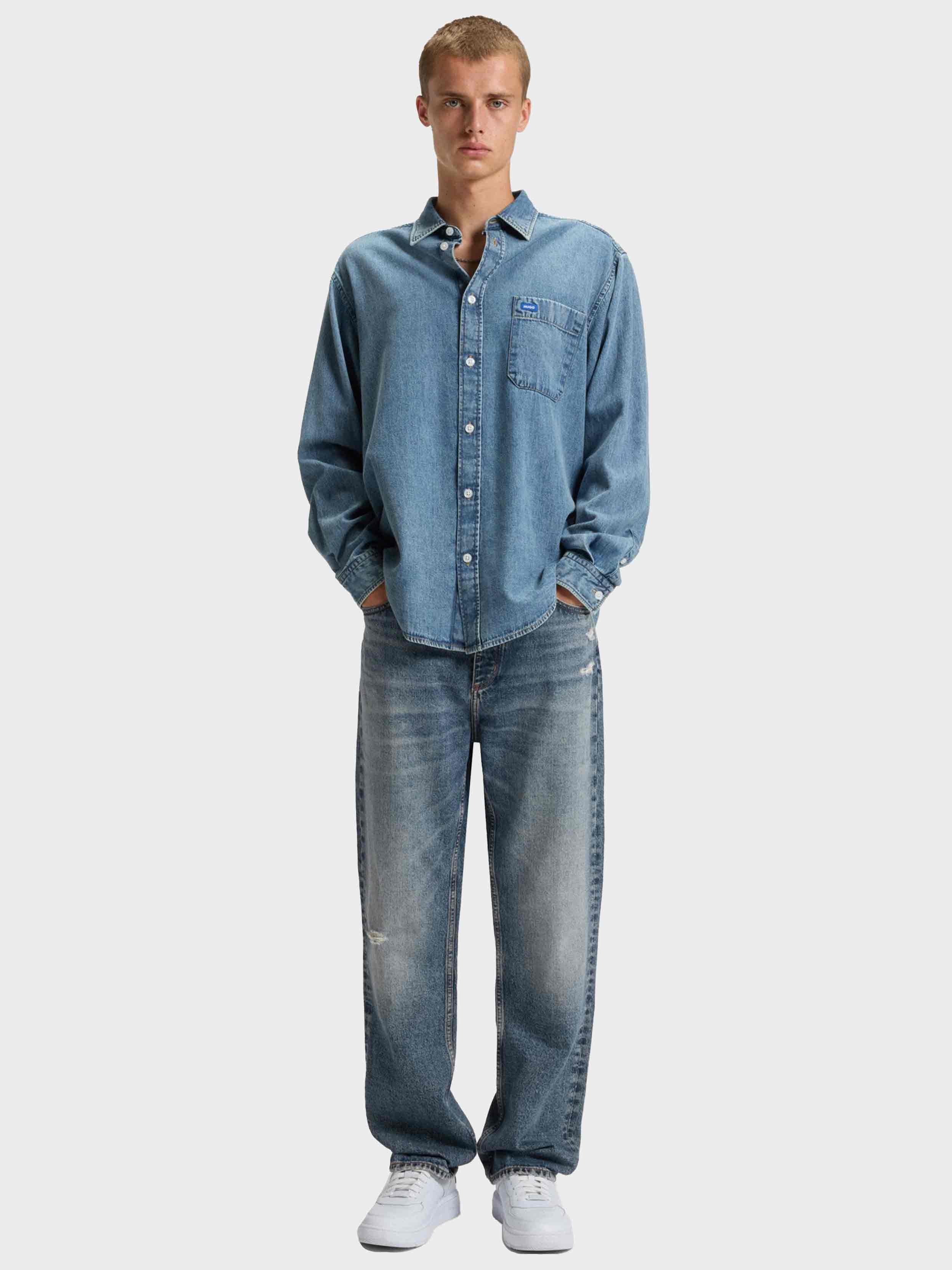 medium blue