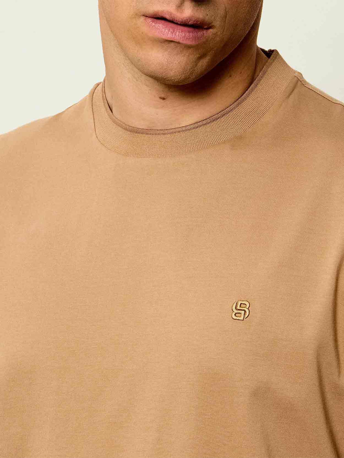 Medium Beige