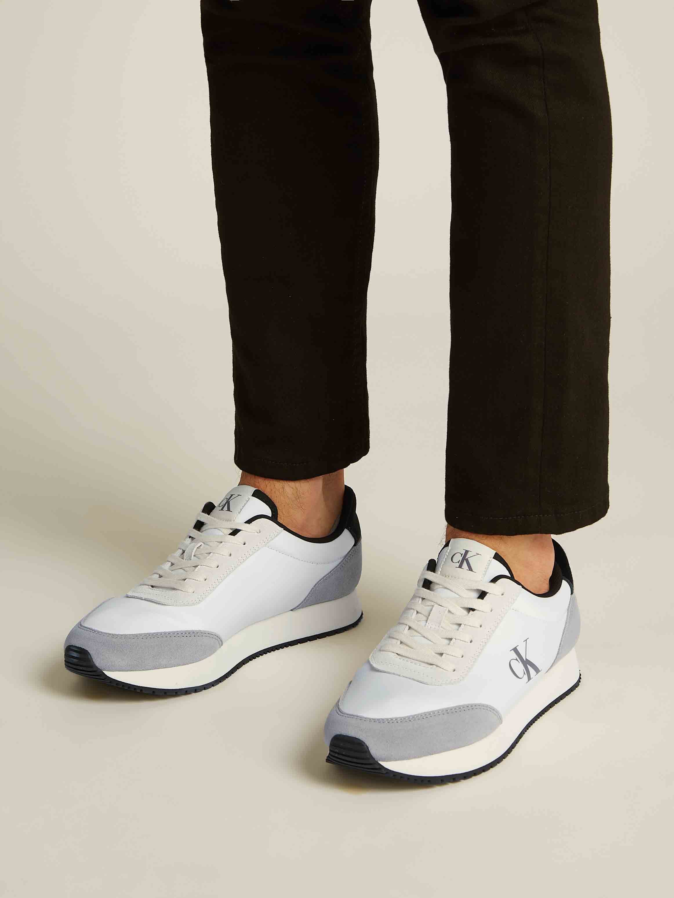 WHITE/BLACK