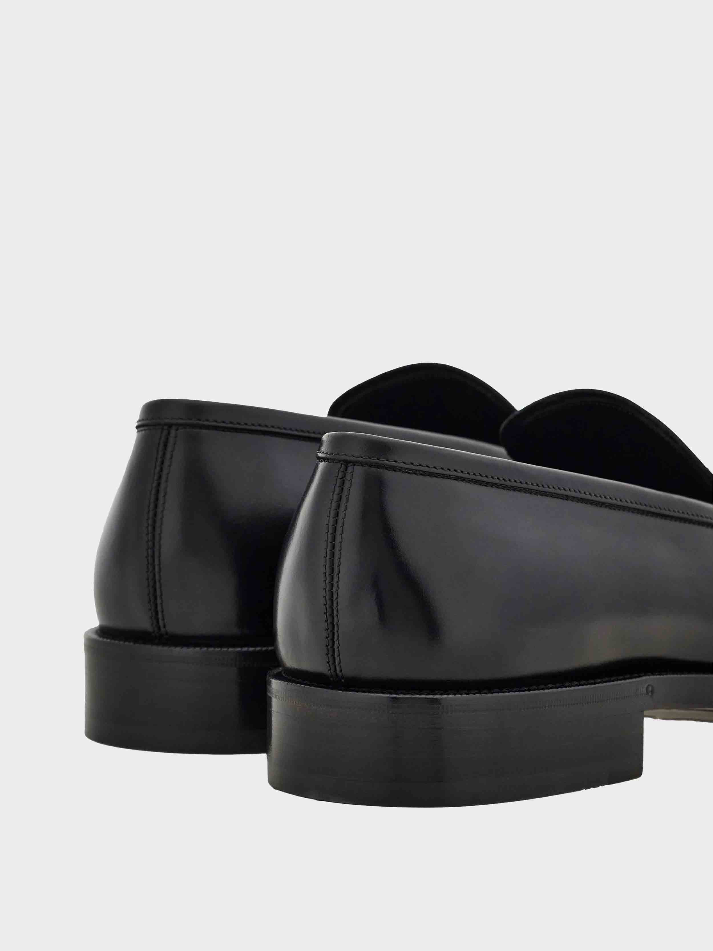 Black 3
