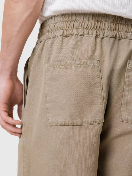 Medium Brown