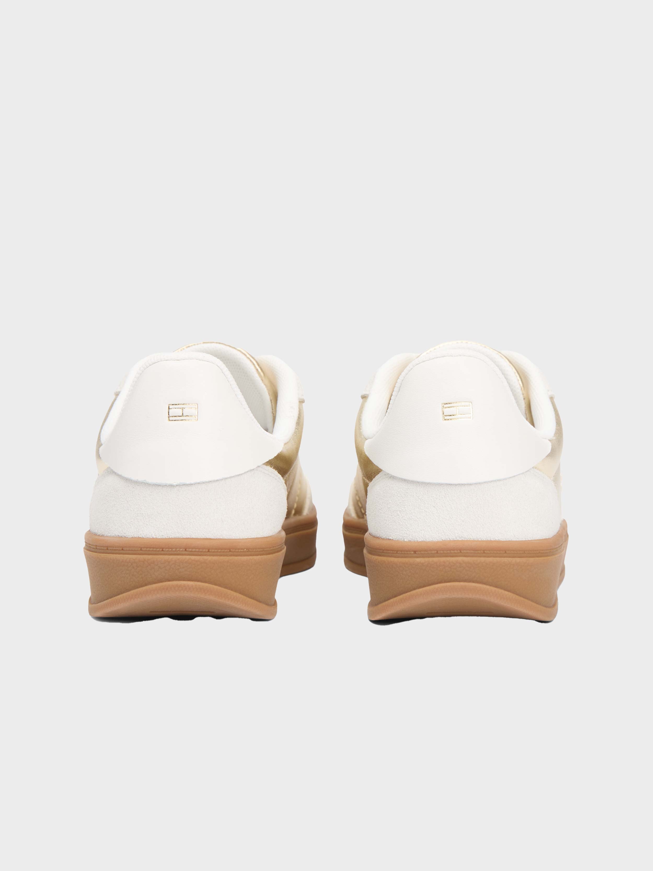 WHITE/GOLD
