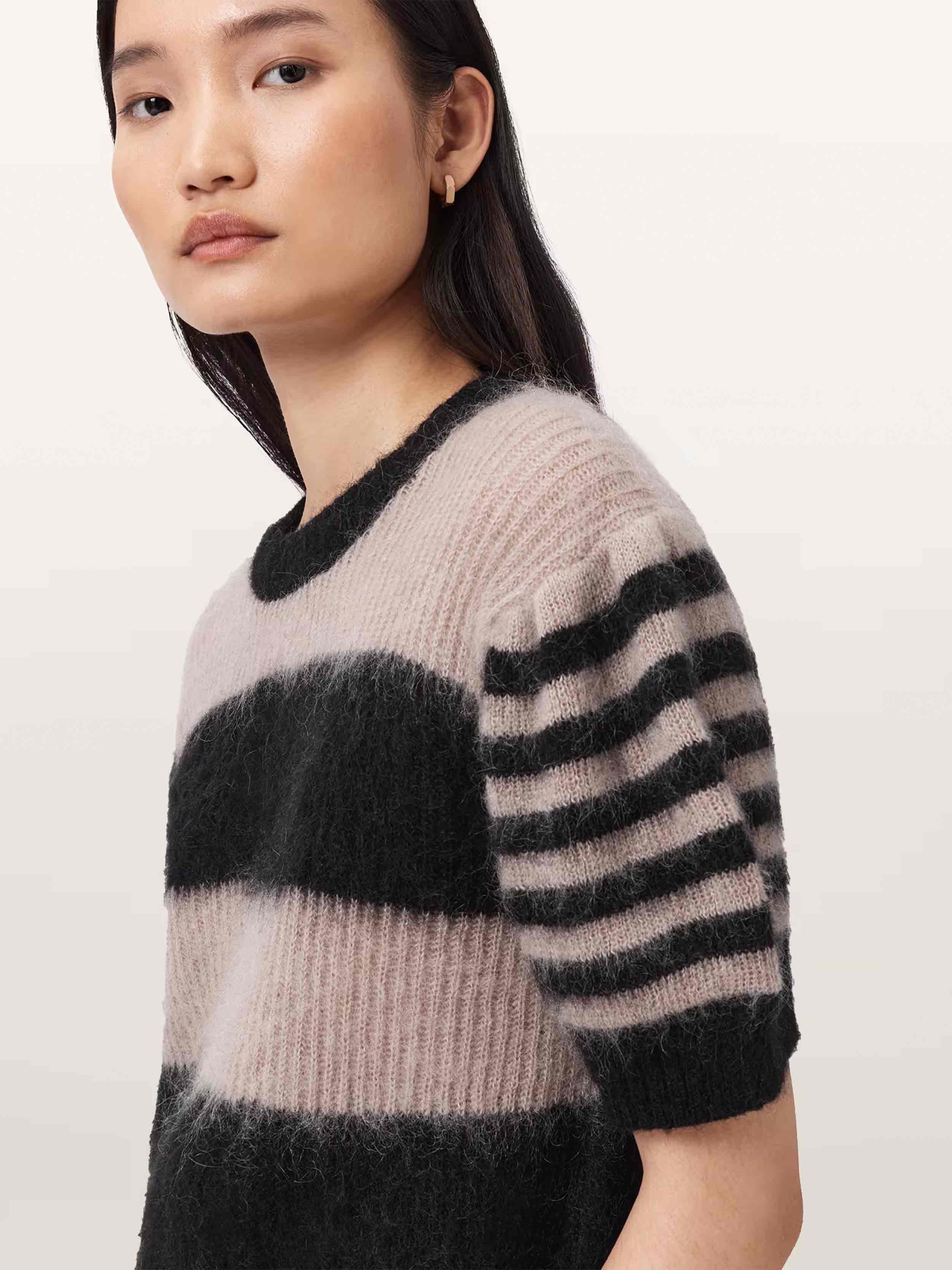 Beige/Black