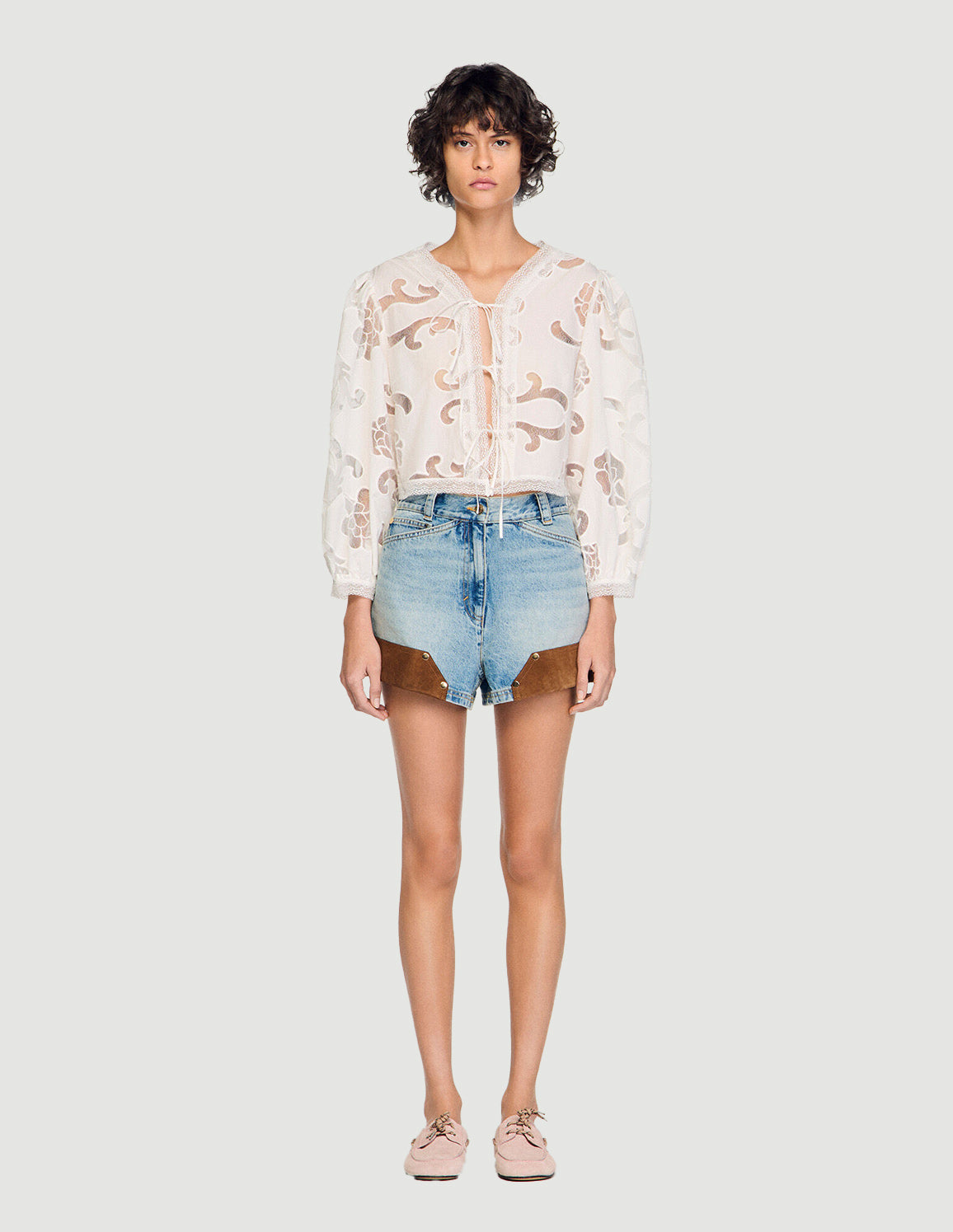 Off White