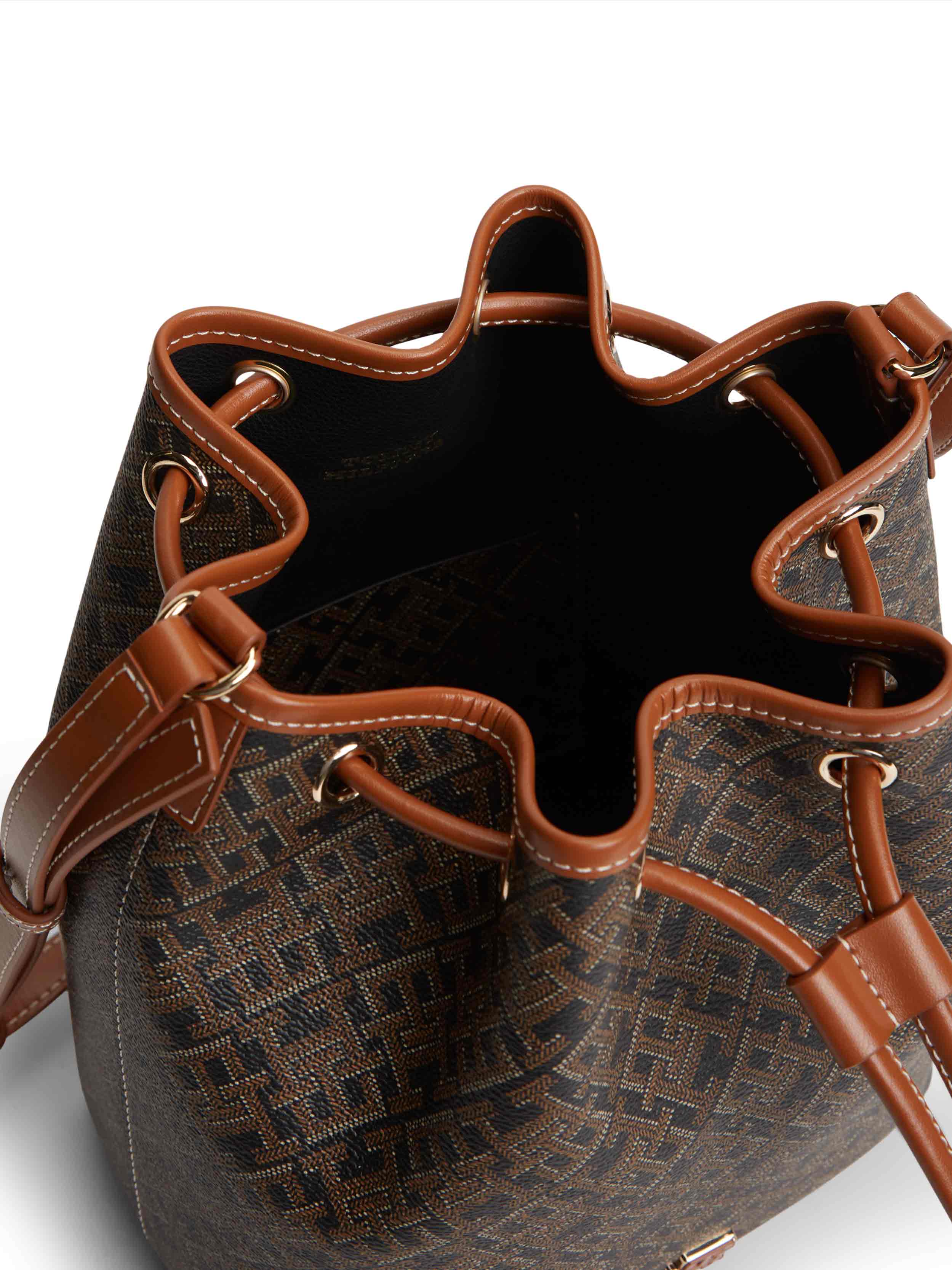 Black/Brown