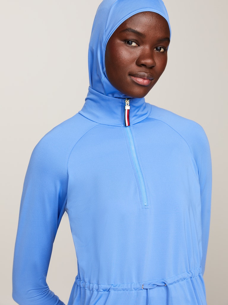 medium blue