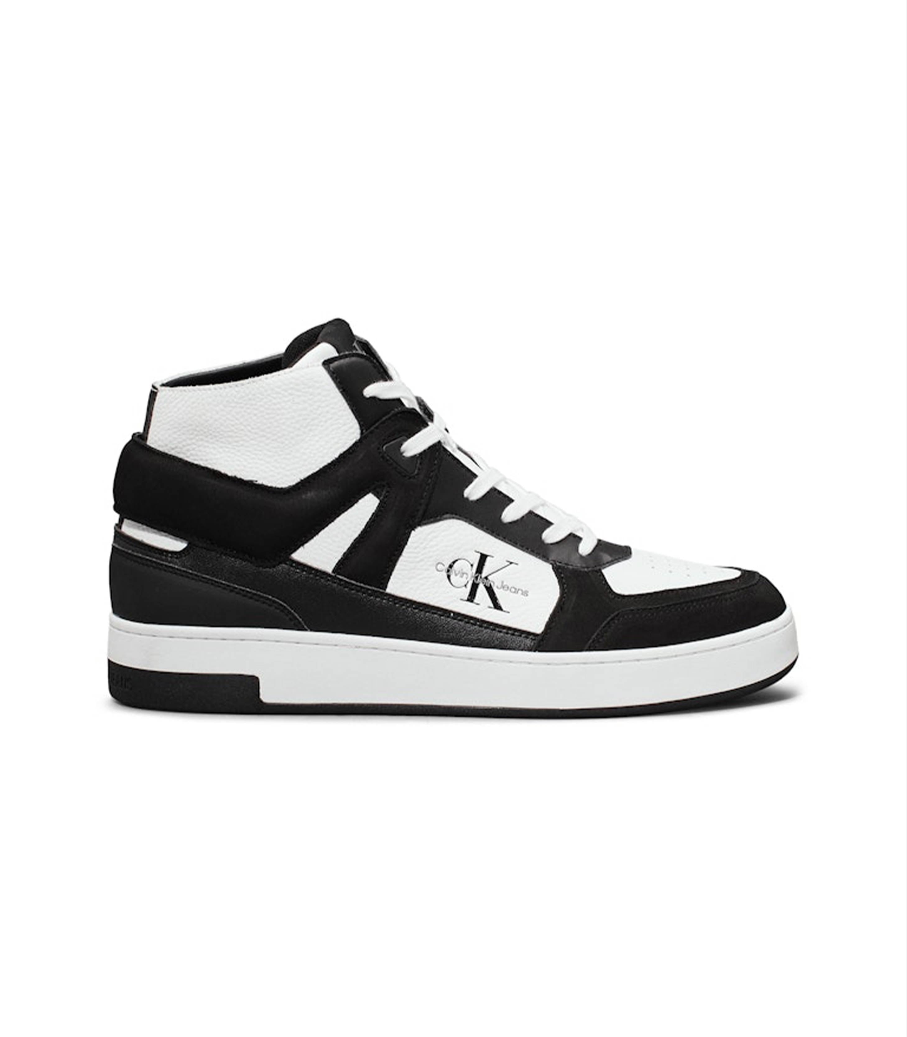 black/white