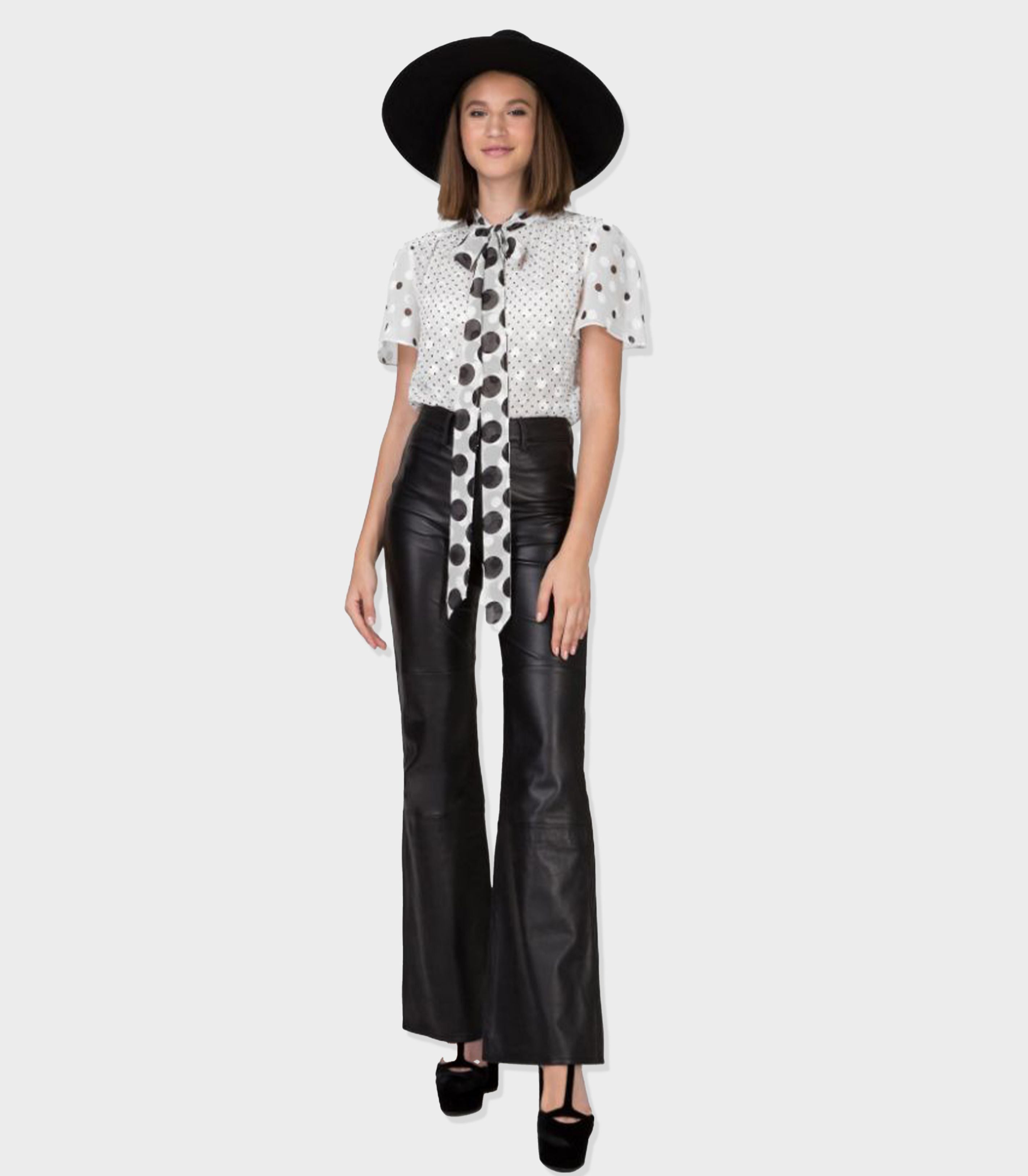 WHITE/BLACK