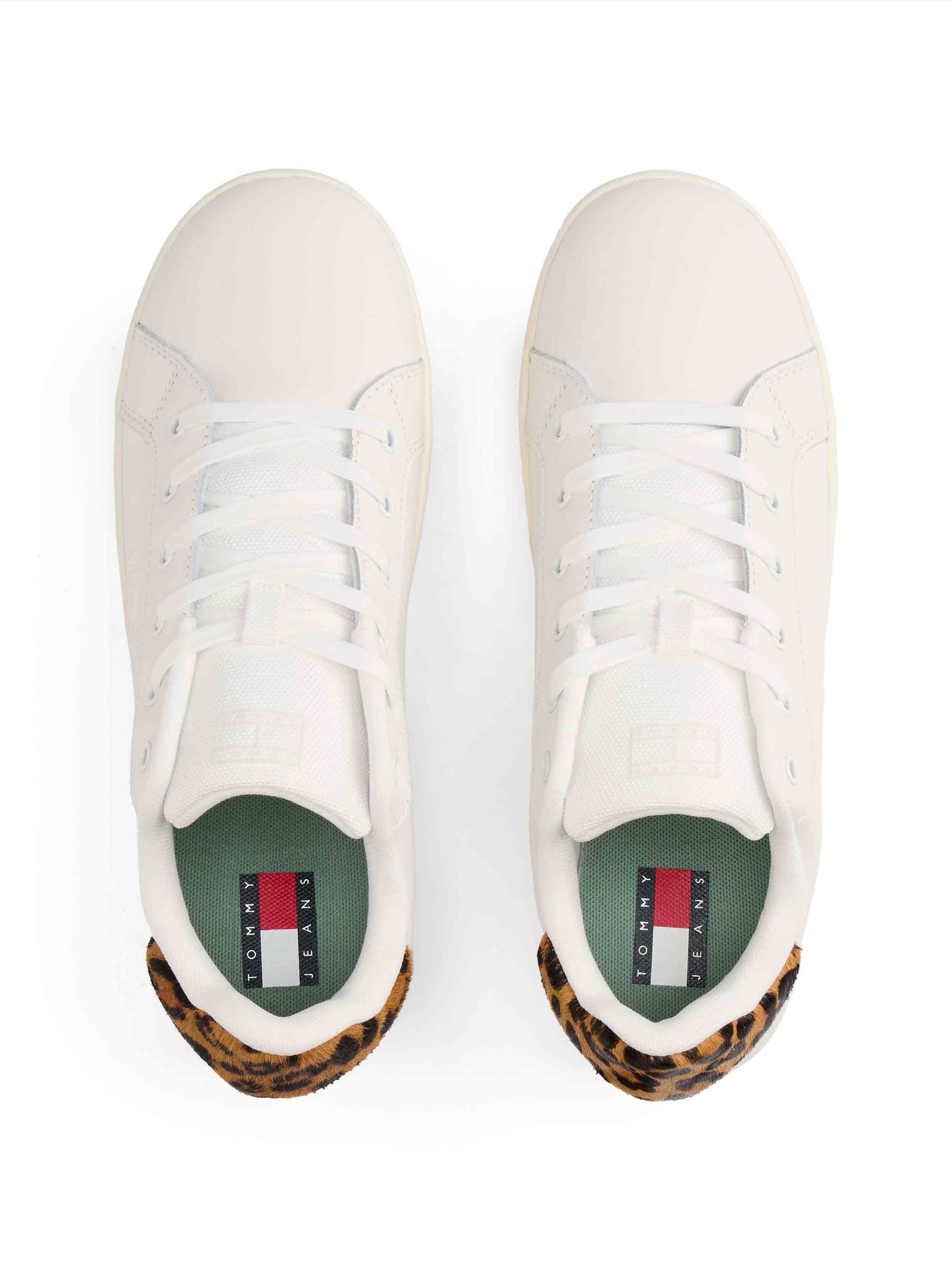 Ivory/Leopard