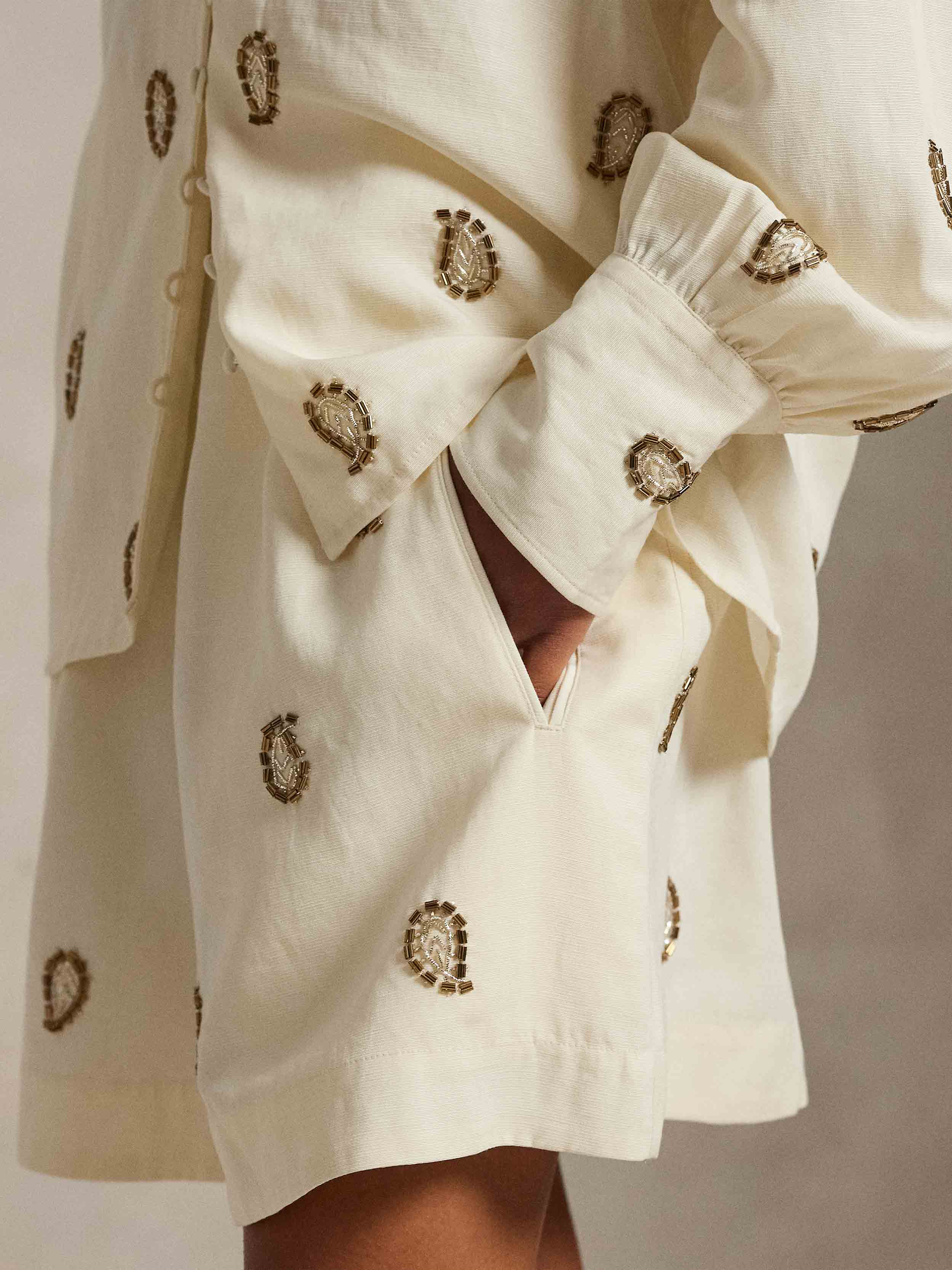 Off White