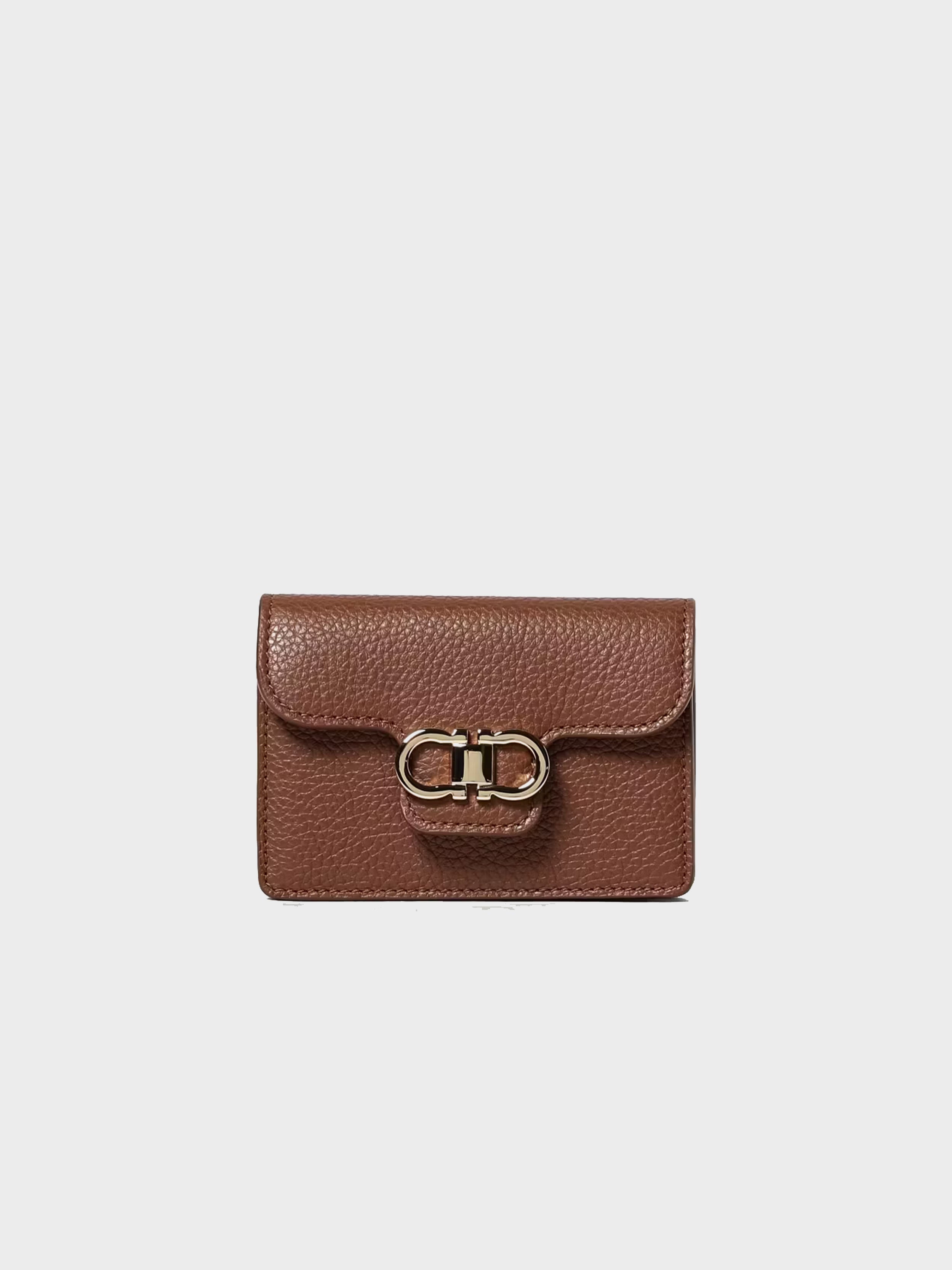 Royal Brown