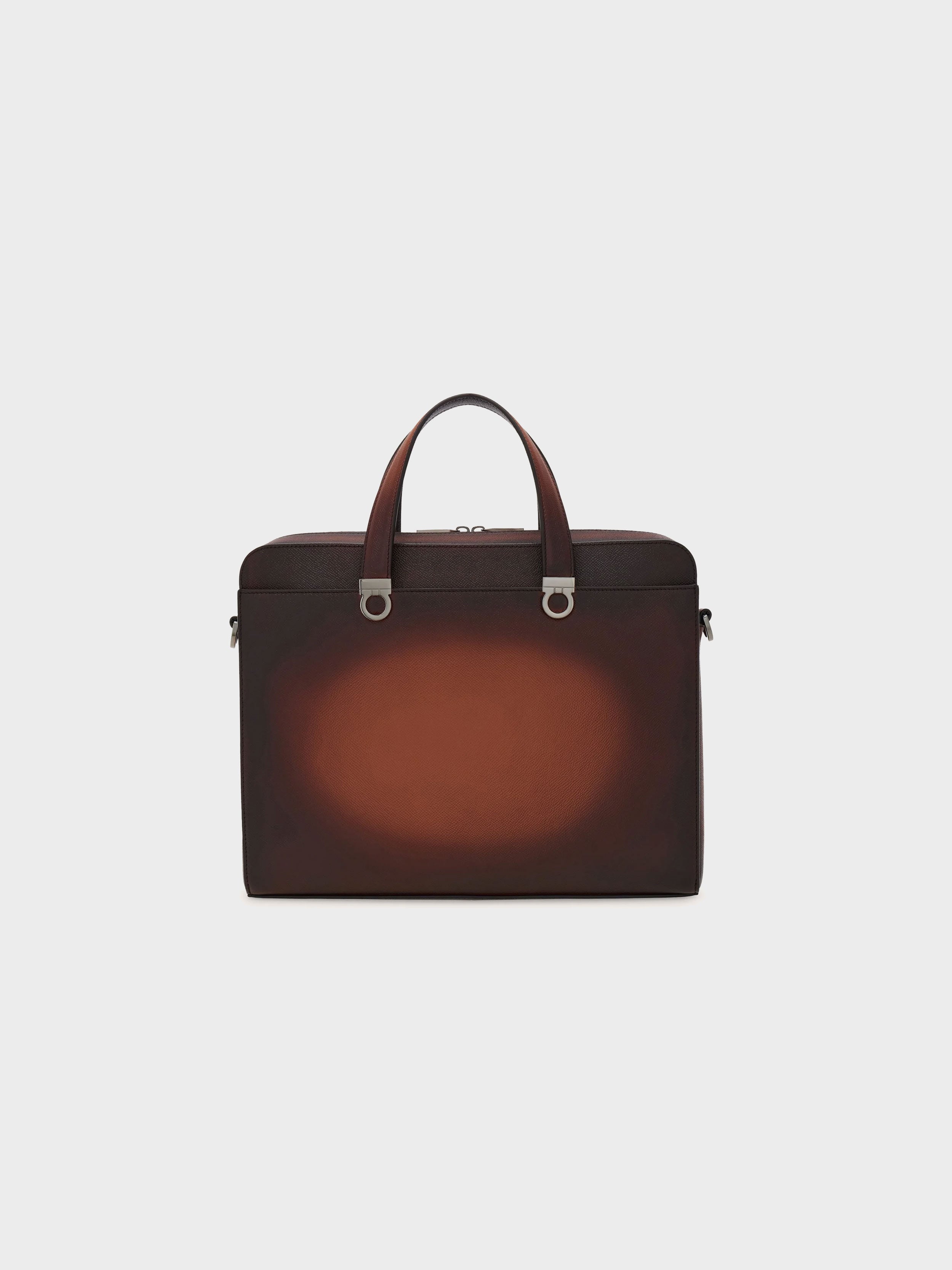 Dark brown/Black