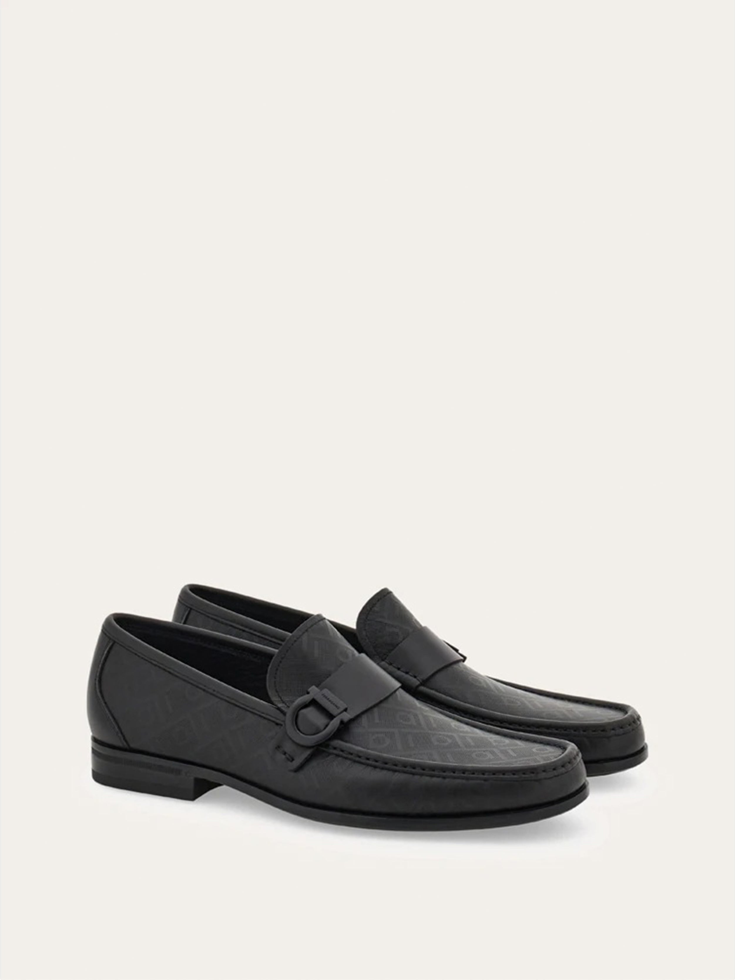 BLACK 16