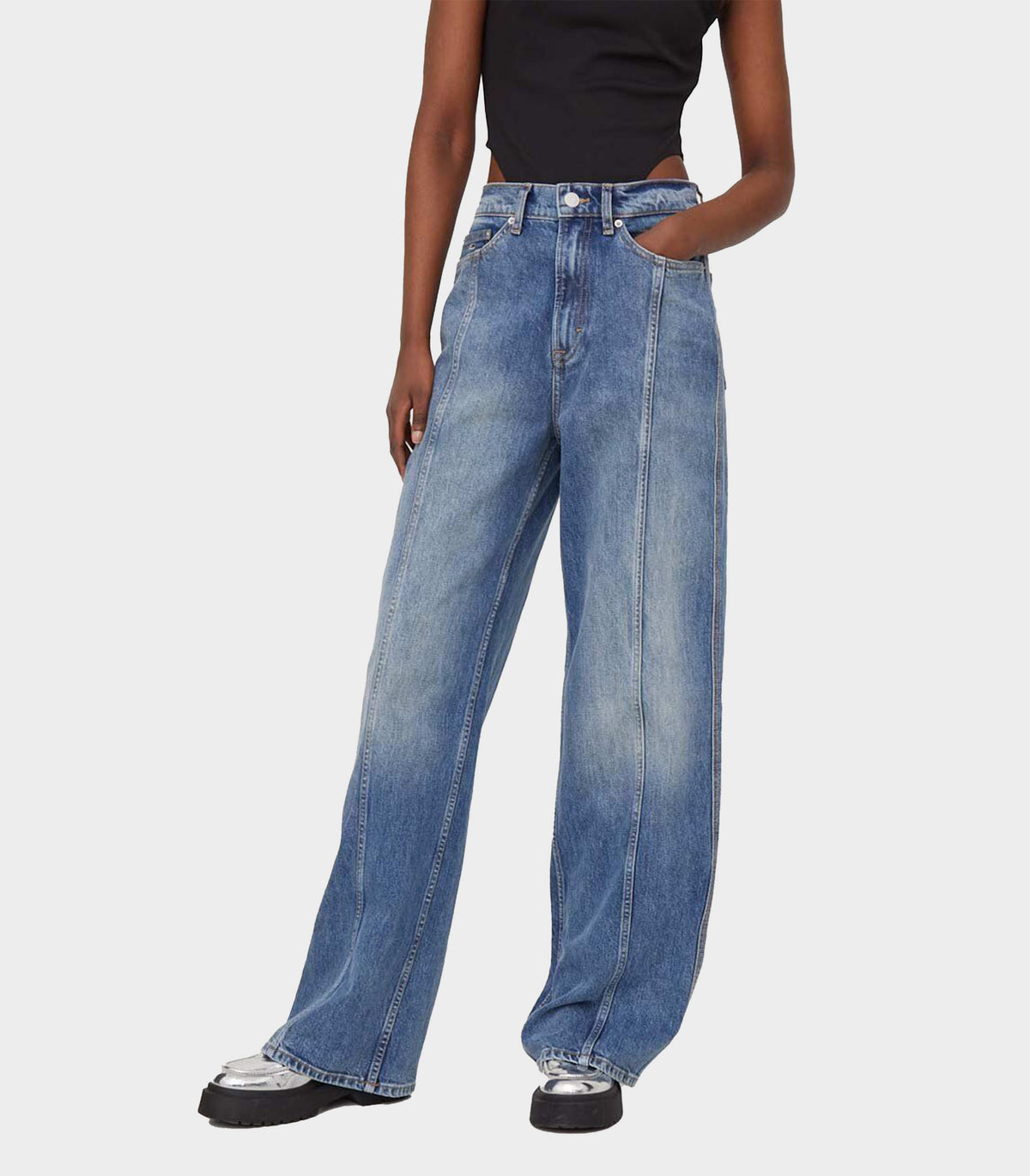 Medium Denim