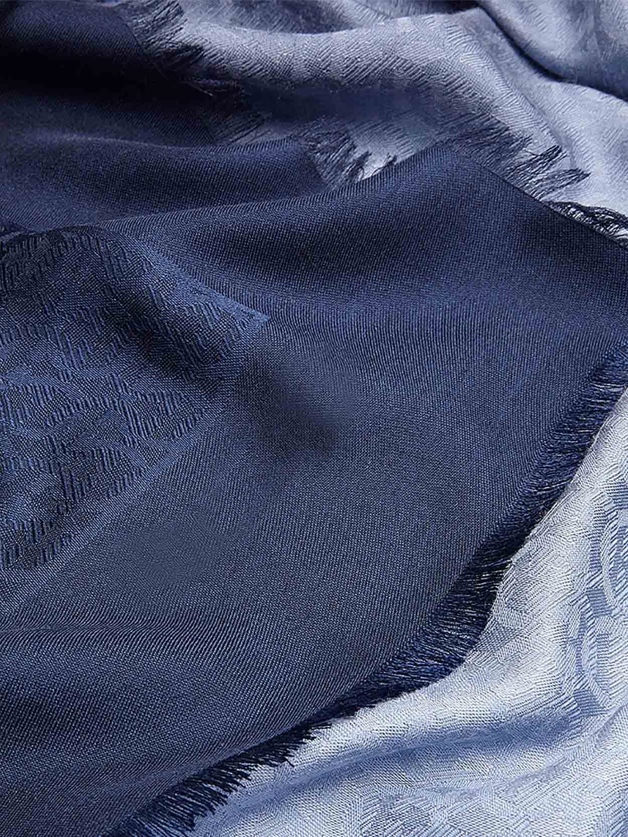 Blue/White