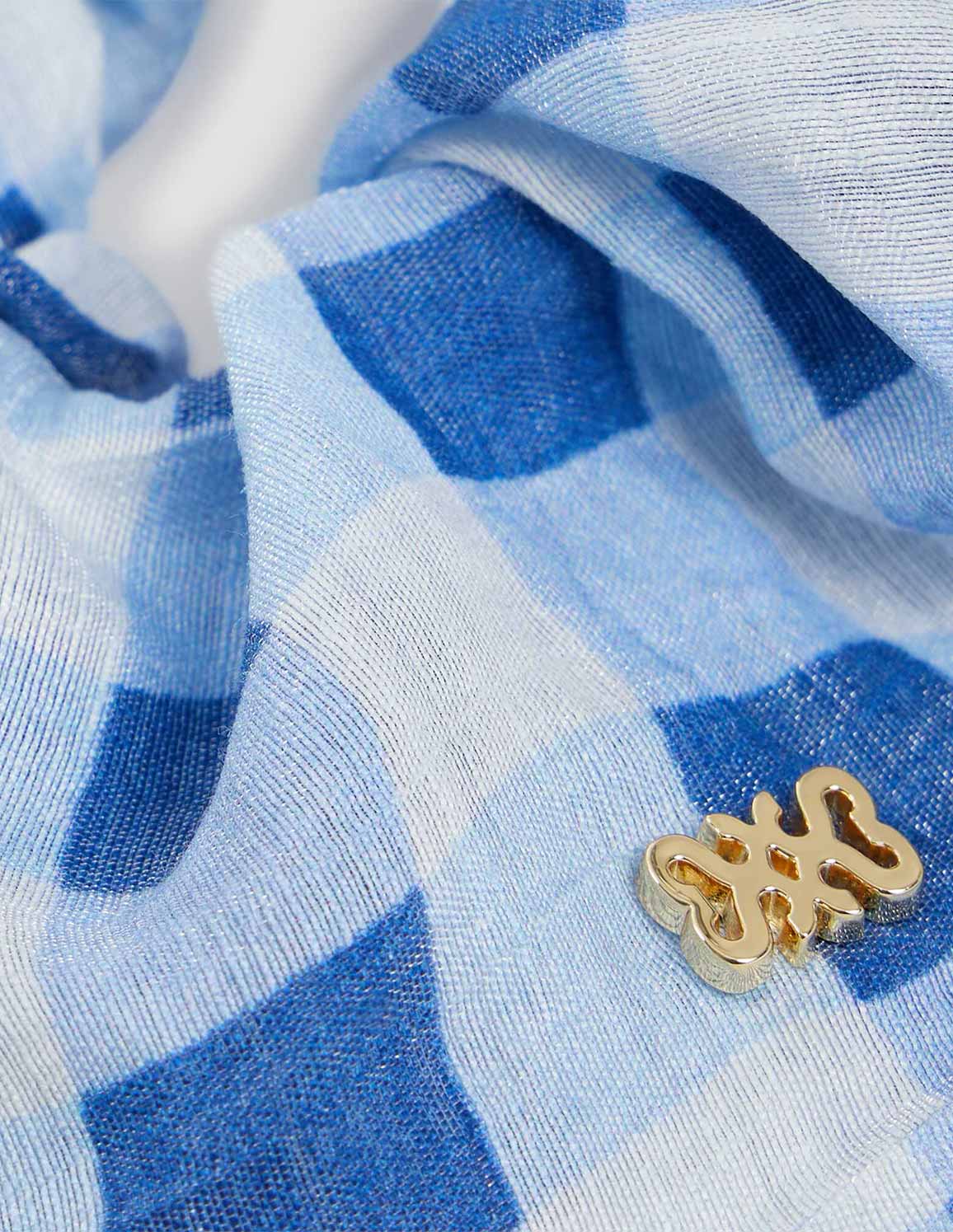 Blue / White