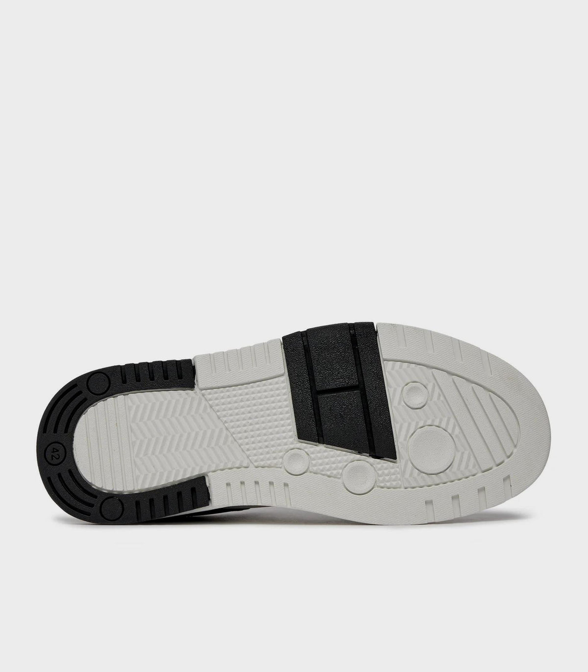 Black/White