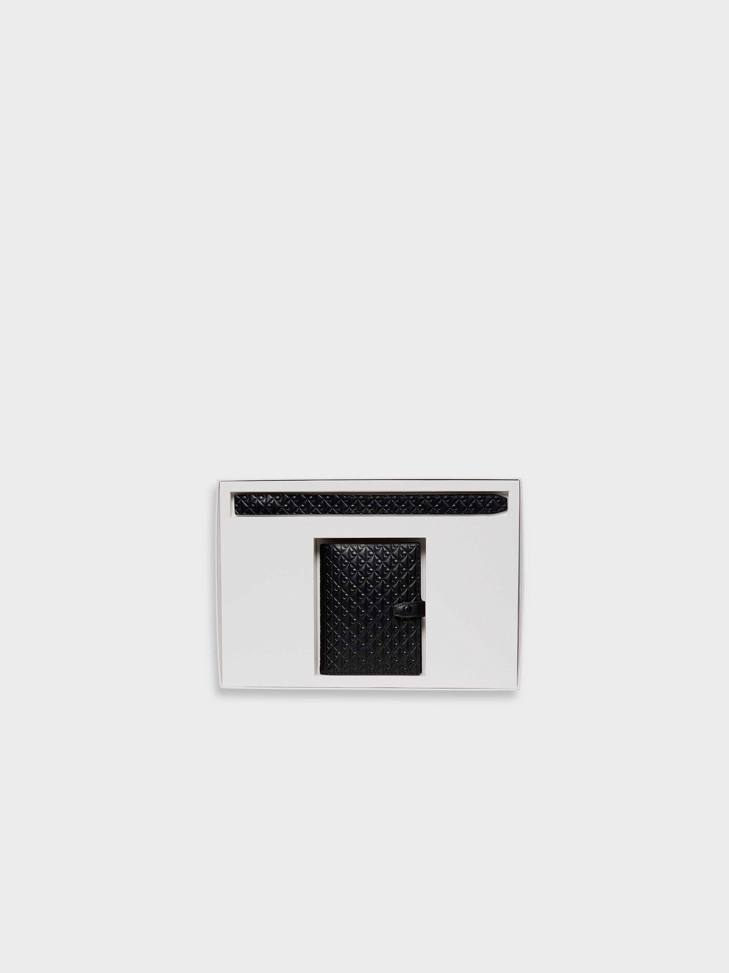 Black/Formal Gray